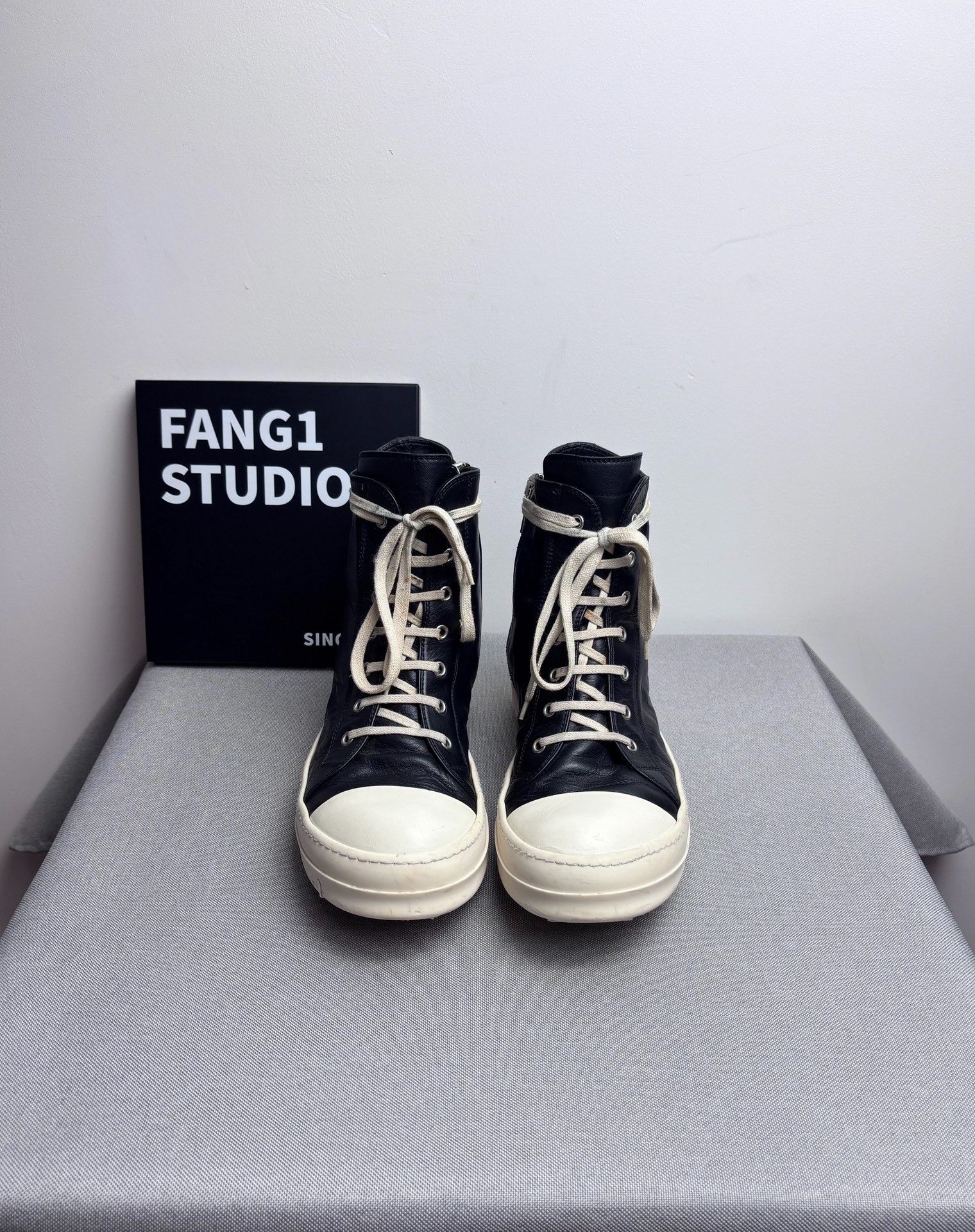 Rick Owens Rick Owens Leather Hitop Sneakers 9 Men Size US 9 / EU 42 - 2 Thumbnail