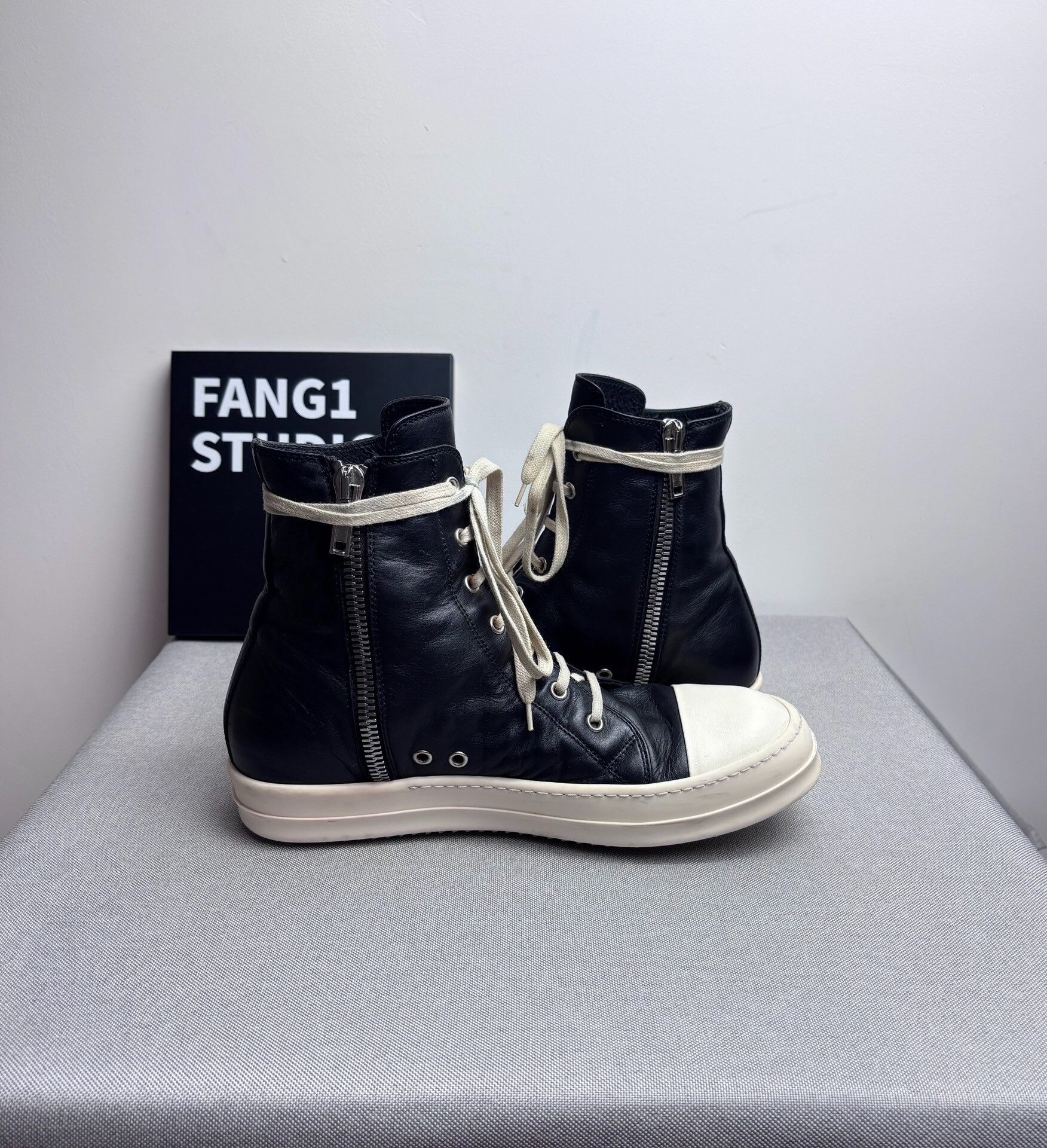 Rick Owens Rick Owens Leather Hitop Sneakers 9 Men Size US 9 / EU 42 - 5 Thumbnail