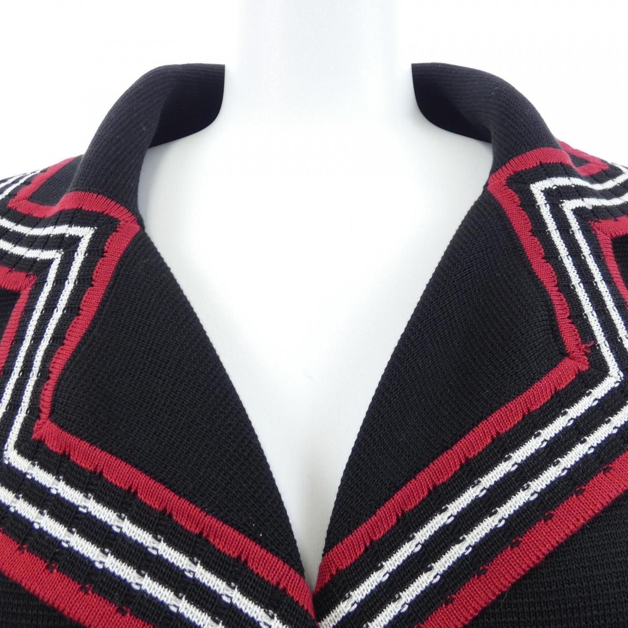 Gucci Gucci Gucci Jacket Others Outerwear 579848-XKAV2 DUTY FREE for USA Size ONE SIZE - 5 Thumbnail