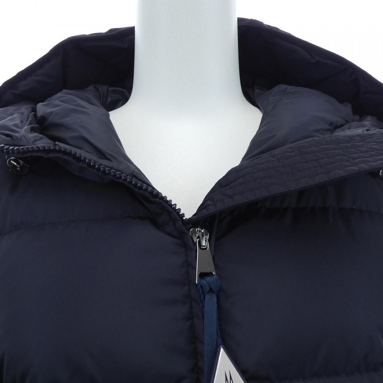 Moncler Moncler Moncler AVOCETTE down coat Textile Outerwear AVOCETTE DUTY FREE for USA Size ONE SIZE - 6 Thumbnail