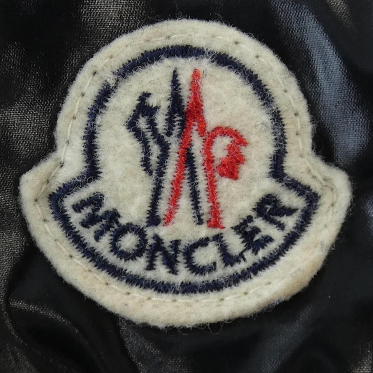 Moncler Moncler Moncler HERMIFUR Down Coat Textile Outerwear HERMIFUR DUTY FREE for USA Size ONE SIZE - 8 Thumbnail