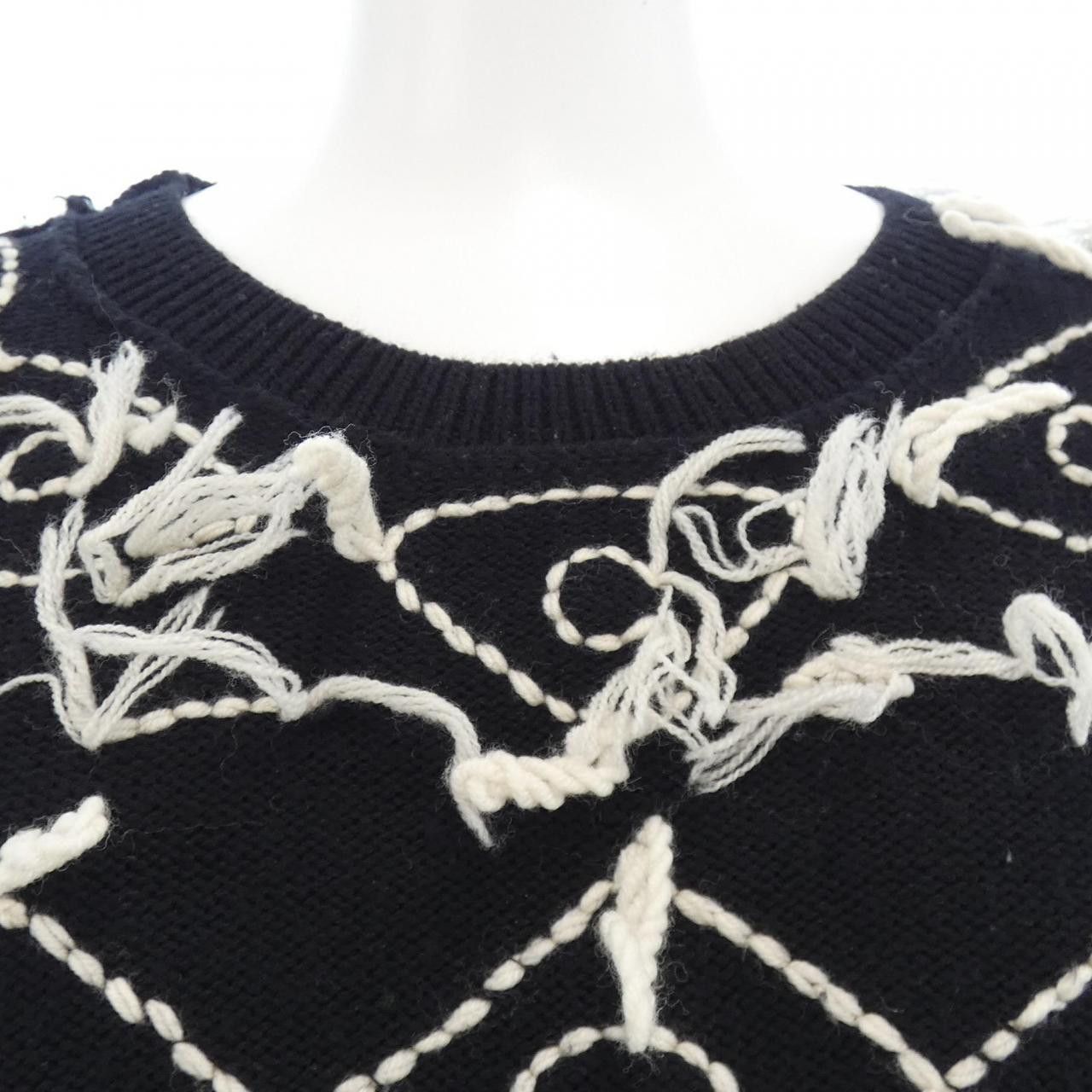 Max Mara Max Mara Max Mara Knitwear Textile Tops DUTY FREE for USA Size ONE SIZE - 5 Thumbnail