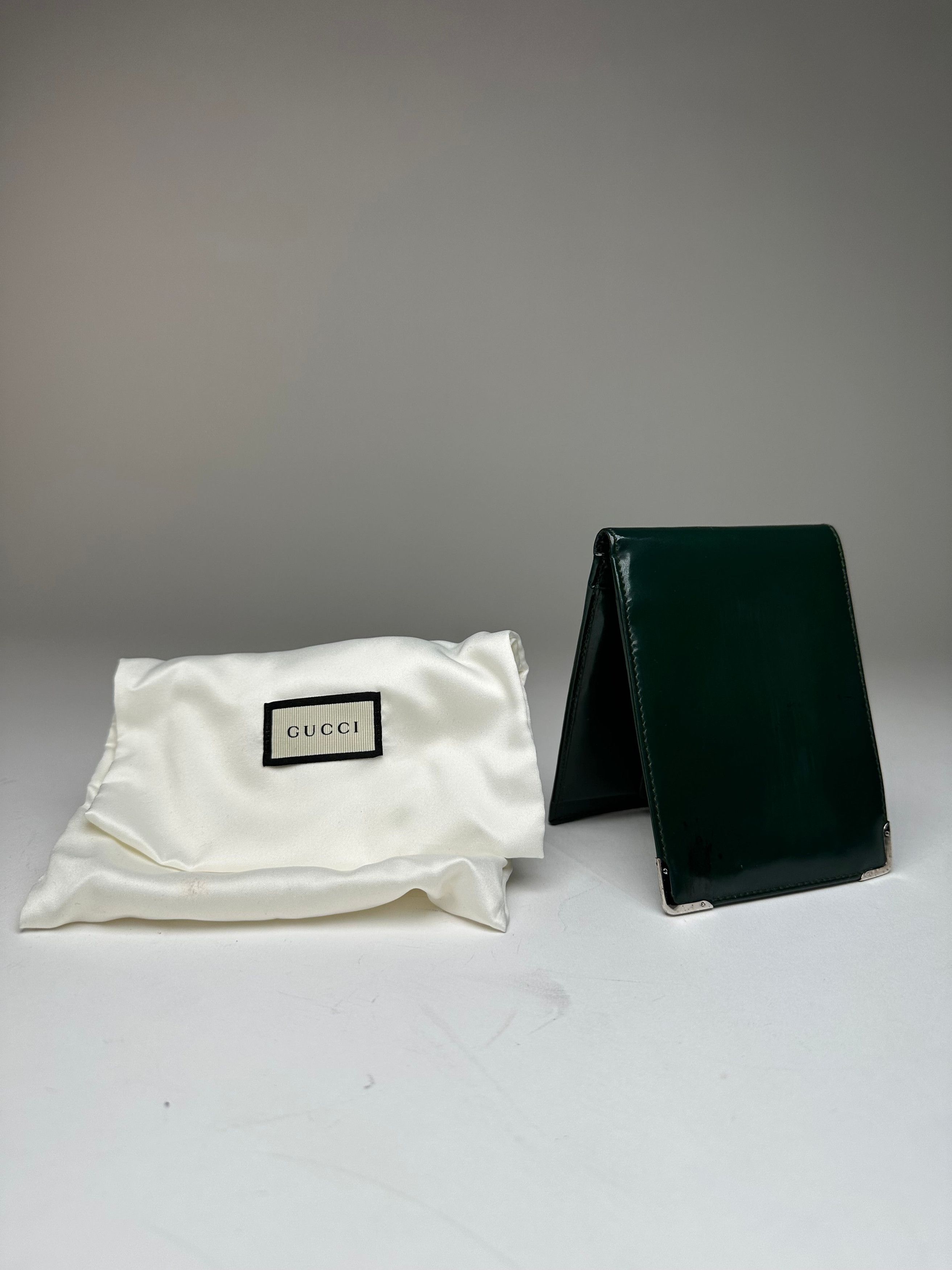 Gucci Vintage Flapable Patent Leather Wallet Green Size ONE SIZE - 2 Thumbnail
