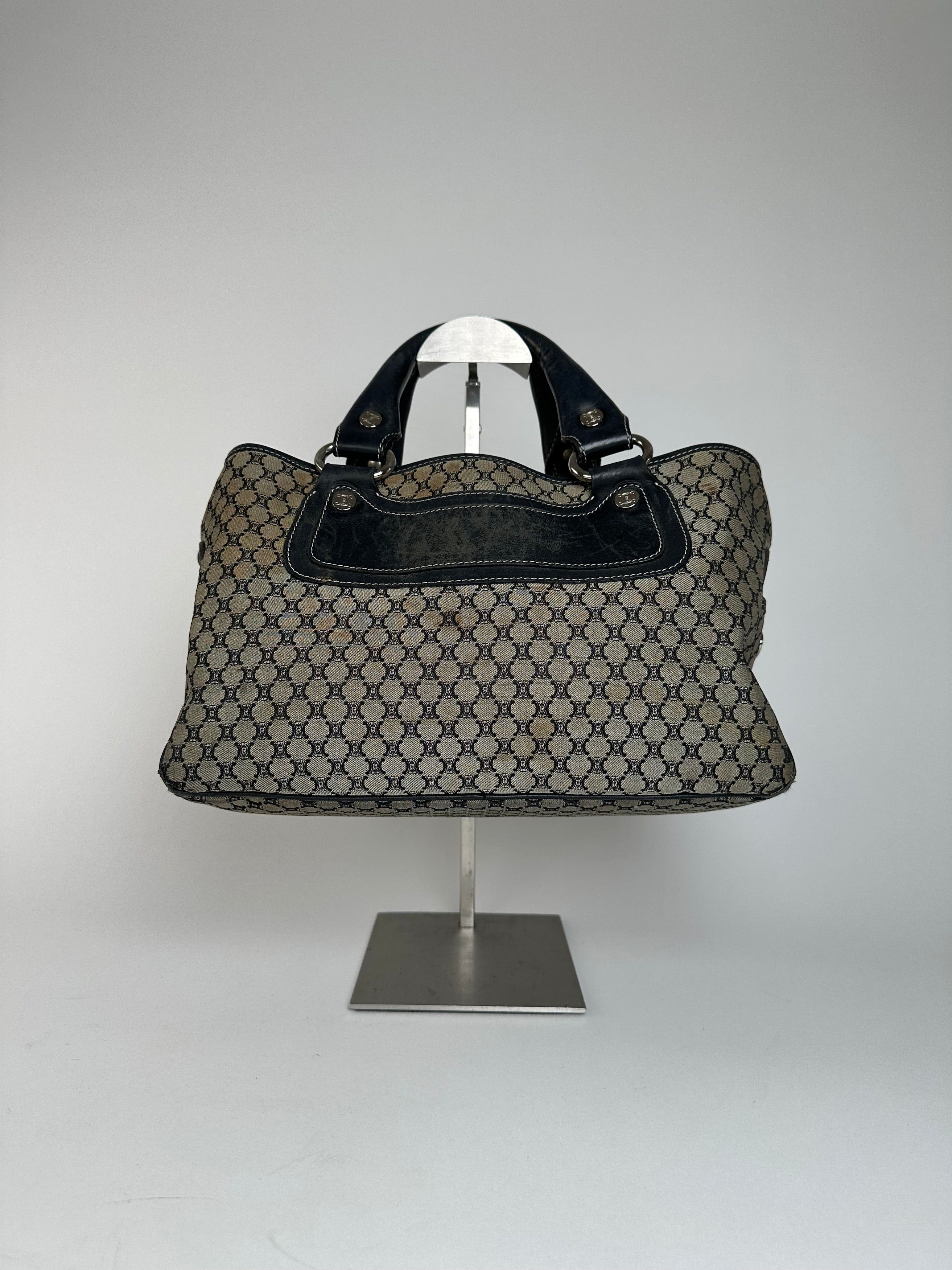 Celine Vintage Triomphe Monogram Boogie Handbag Grey Black Size ONE SIZE - 11 Thumbnail