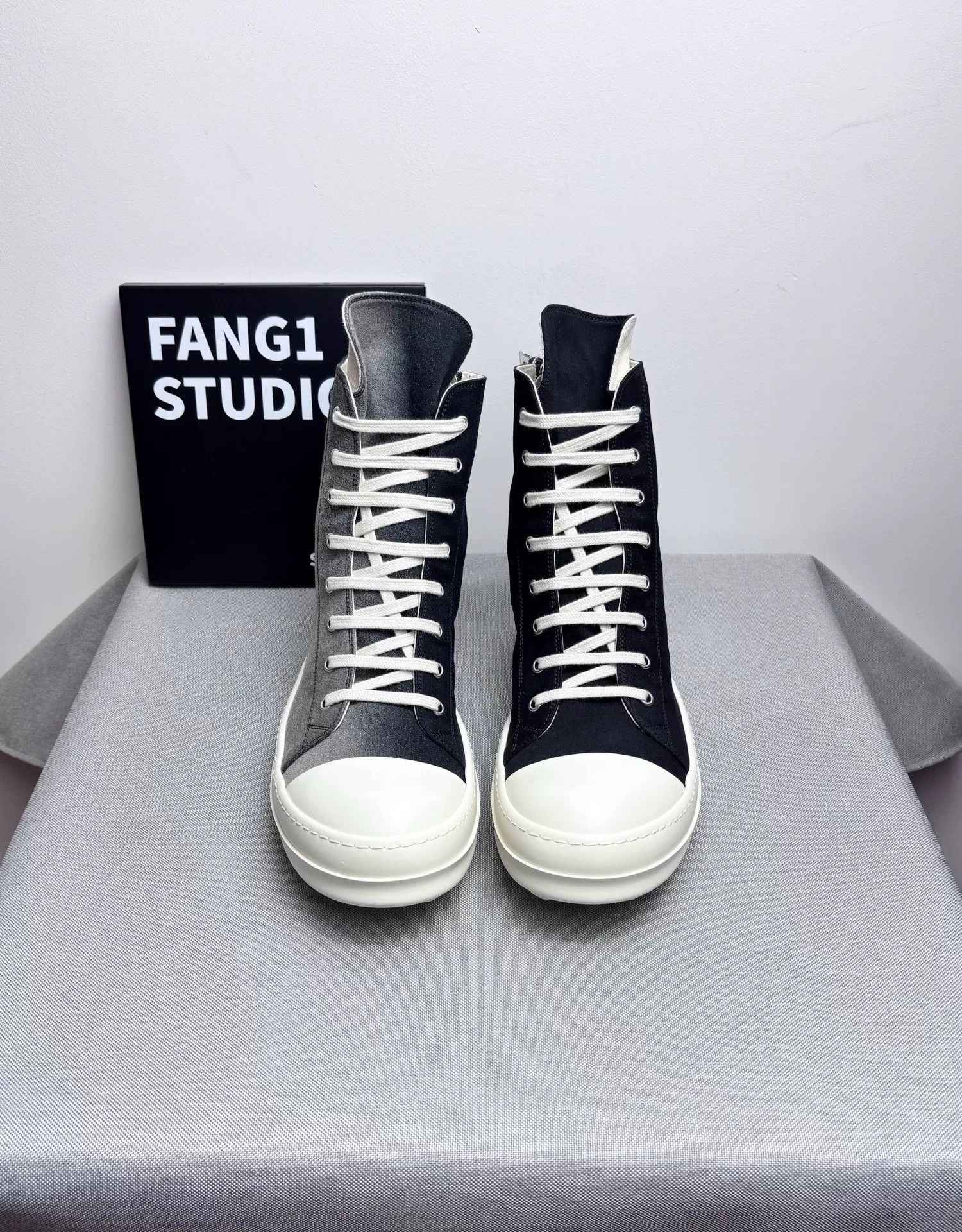 Rick Owens Rick Owens Multi Hitop Sneakers 10.5 Men Size US 10.5 / EU 43-44 - 2 Thumbnail