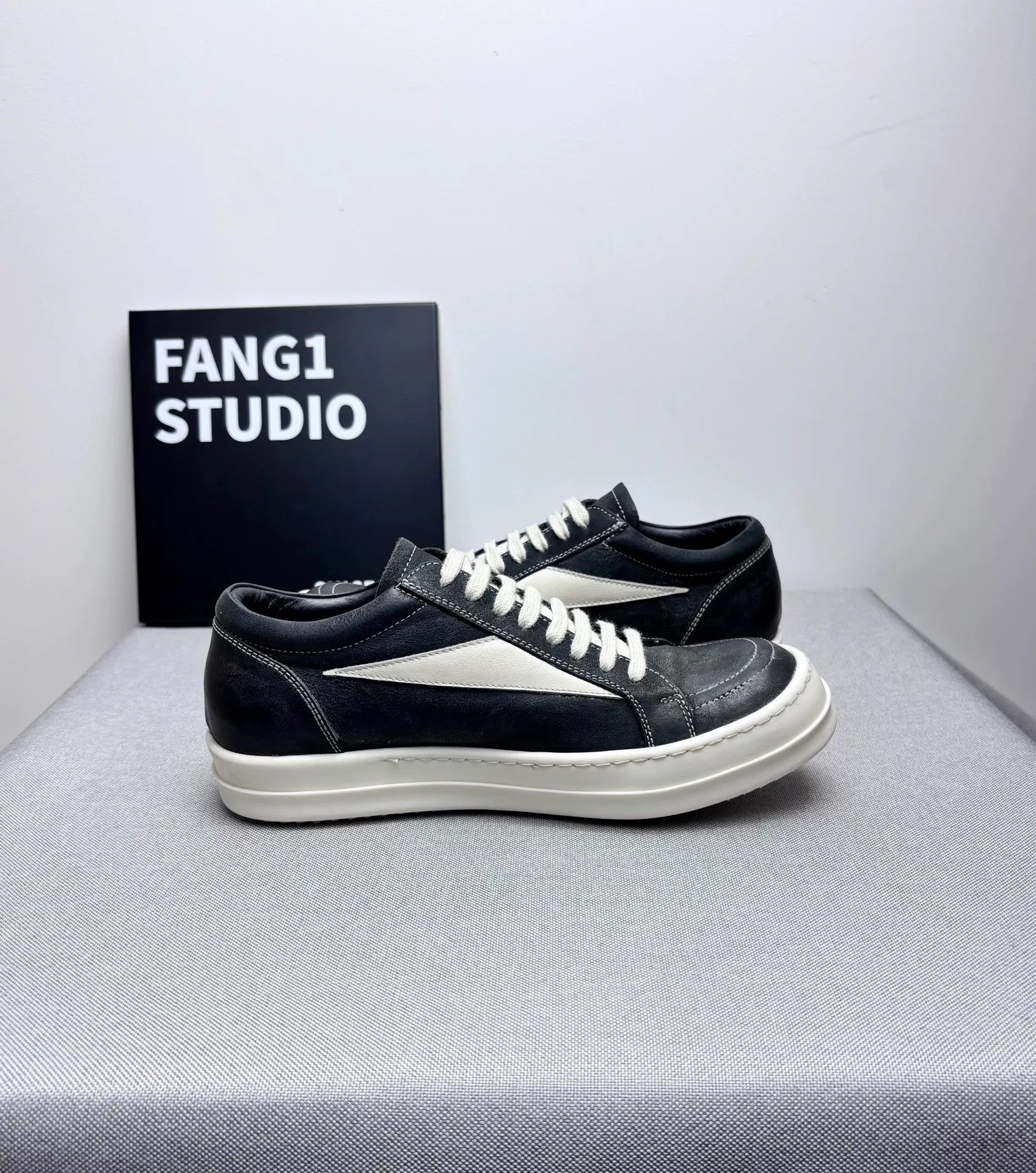 Rick Owens Rick Owens Leather Black Lowtop Sneakers 6.5 Men Size US 6.5 / EU 39-40 - 5 Thumbnail