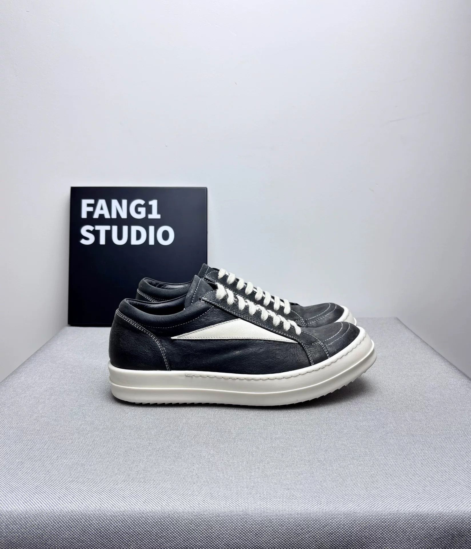 Rick Owens Rick Owens Leather Black Lowtop Sneakers 6.5 Men Size US 6.5 / EU 39-40 - 3 Thumbnail