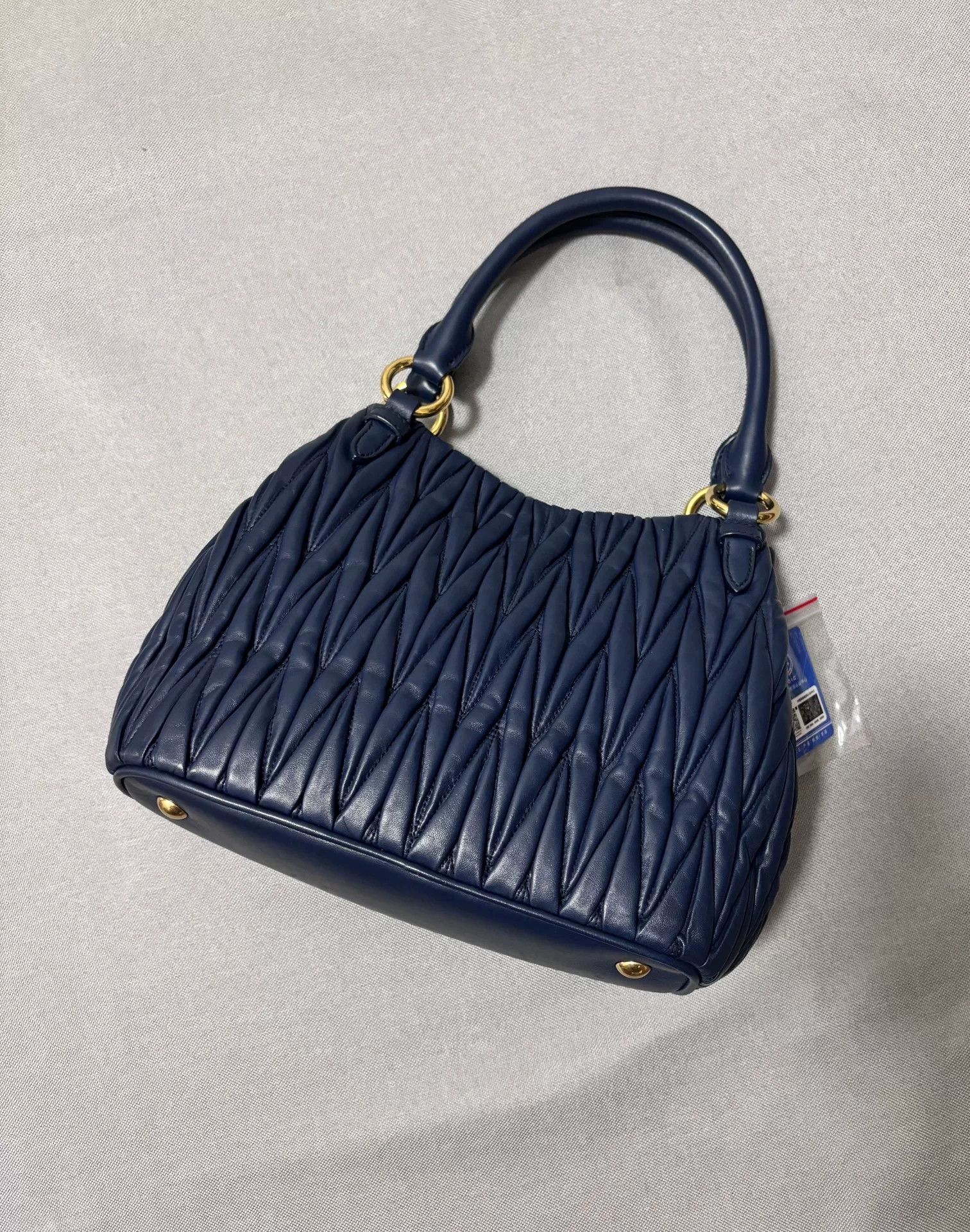 Miu Miu Miu Miu Leather Gold Shoulder Bag 24 Women Size ONE SIZE - 3 Thumbnail