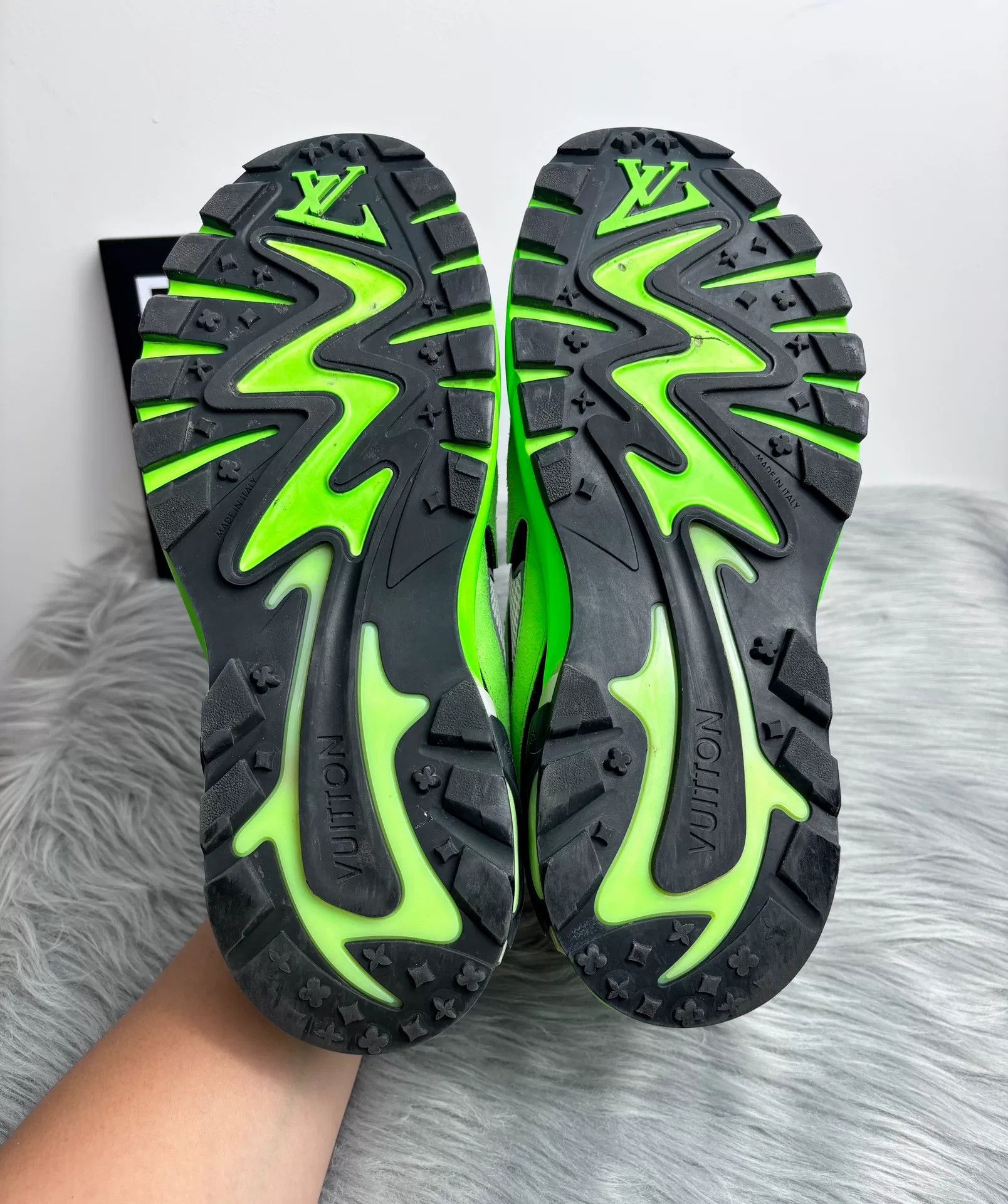 Louis Vuitton Louis Vuitton Running Lowtop Sneakers 8.5 Men Size US 8.5 / EU 41-42 - 8 Thumbnail