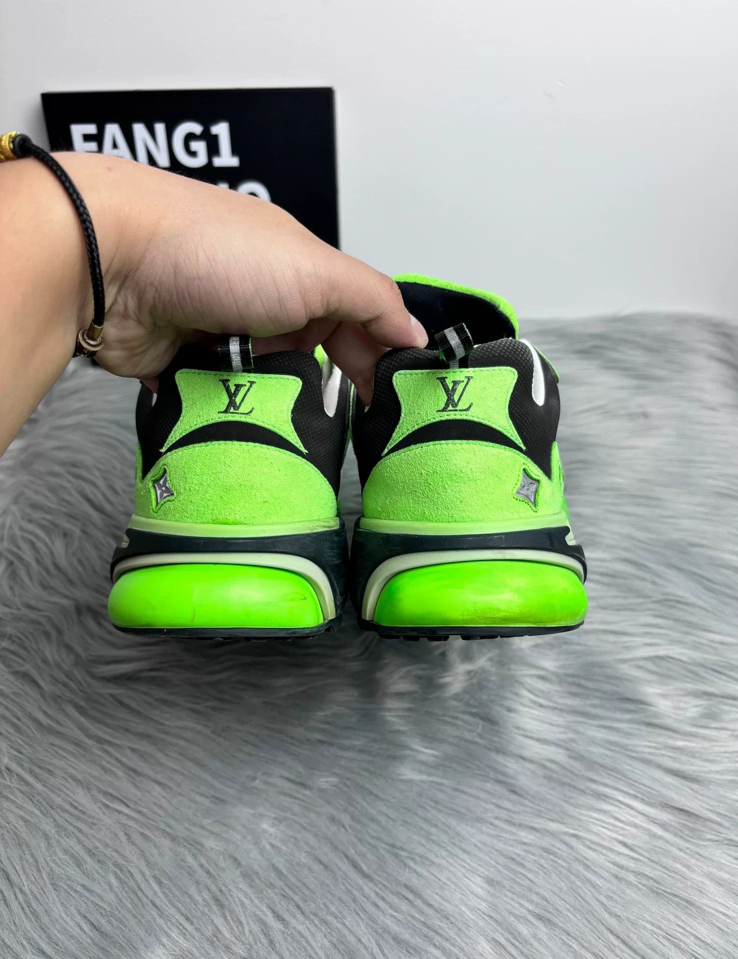 Louis Vuitton Louis Vuitton Running Lowtop Sneakers 8.5 Men Size US 8.5 / EU 41-42 - 7 Thumbnail