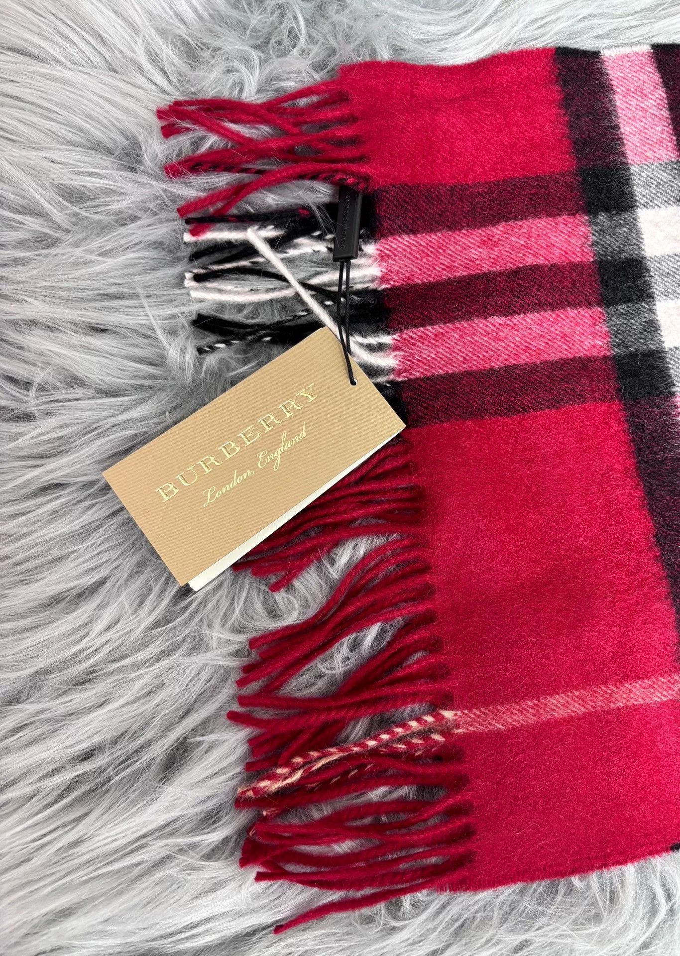 Burberry Burberry Plaid Red Scarf one size Men Size ONE SIZE - 3 Thumbnail
