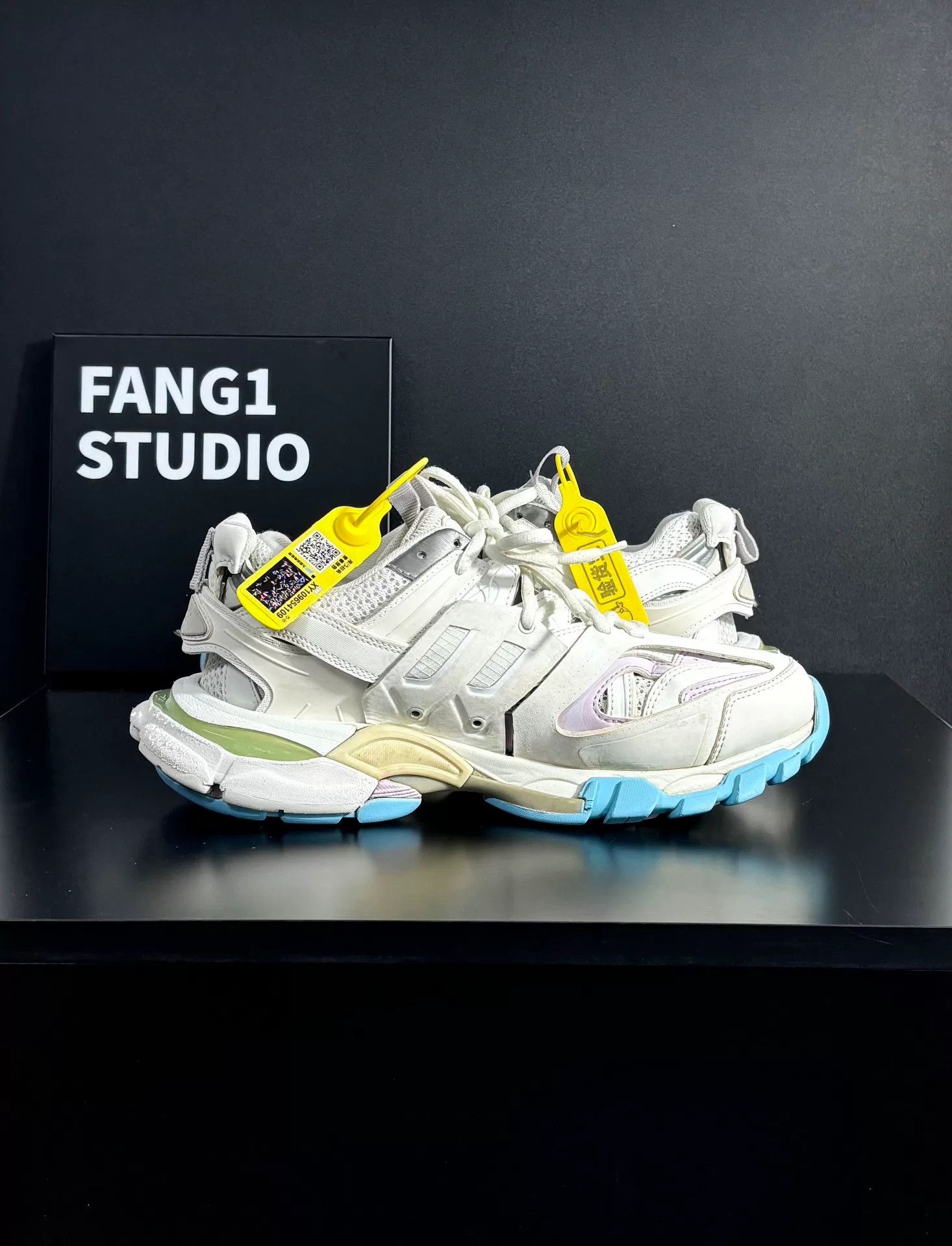 Balenciaga Balenciaga Pink Lowtop Sneakers us_8-5 Women Size US 8.5 / IT 38.5 - 5 Thumbnail