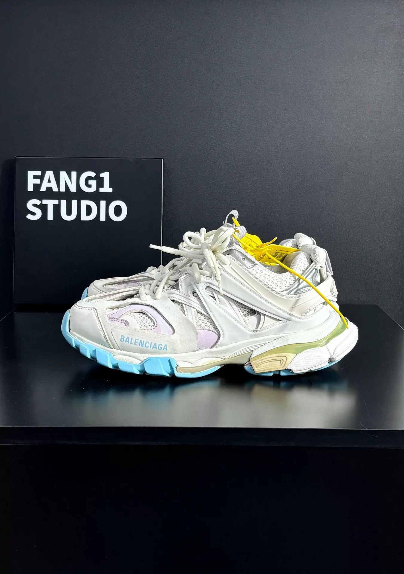 Balenciaga Balenciaga Pink Lowtop Sneakers us_8-5 Women Size US 8.5 / IT 38.5 - 4 Thumbnail