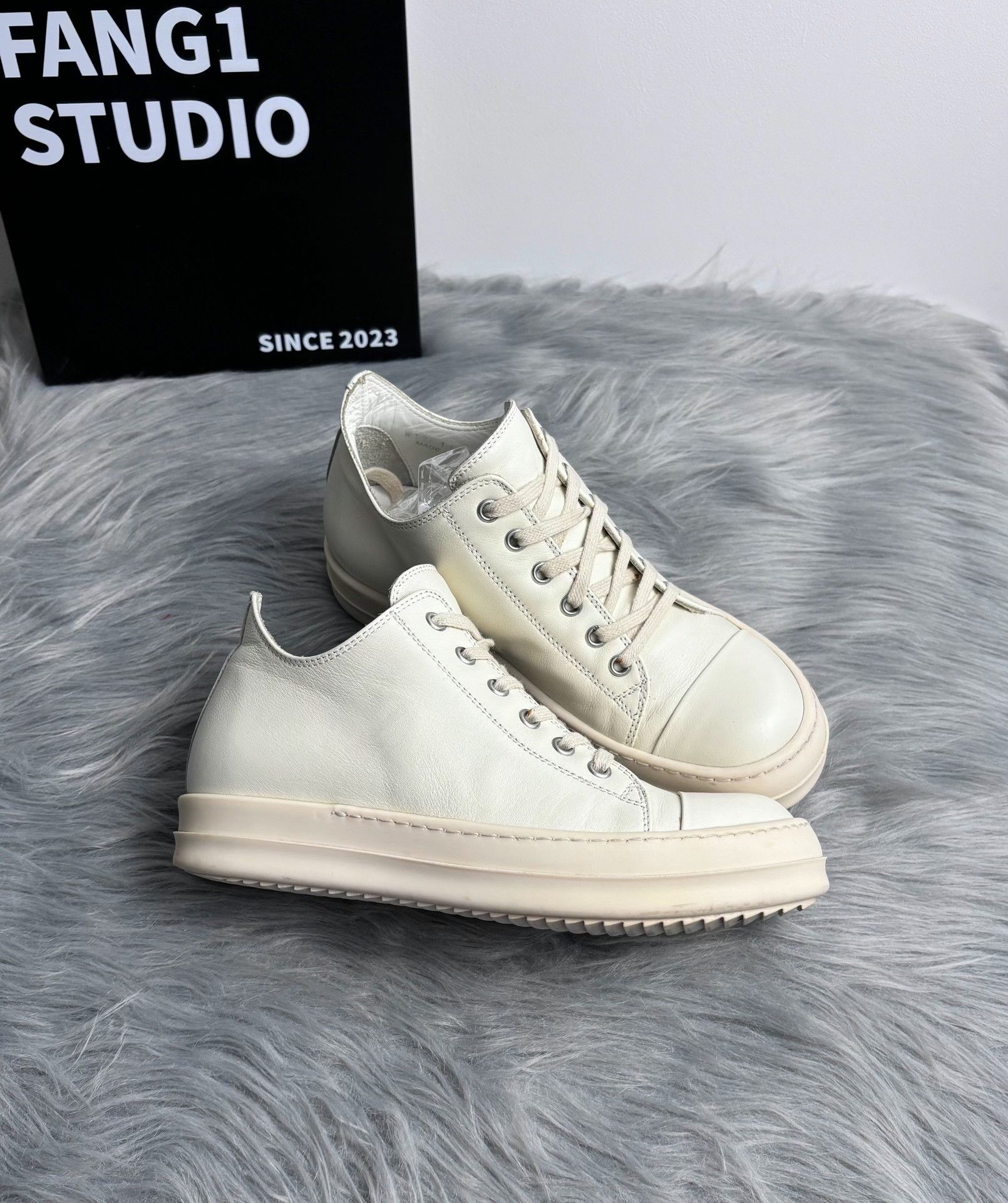 Rick Owens Rick Owens Leather White Lowtop Sneakers us_6-5 Women Size US 6.5 / IT 36.5 - 3 Thumbnail