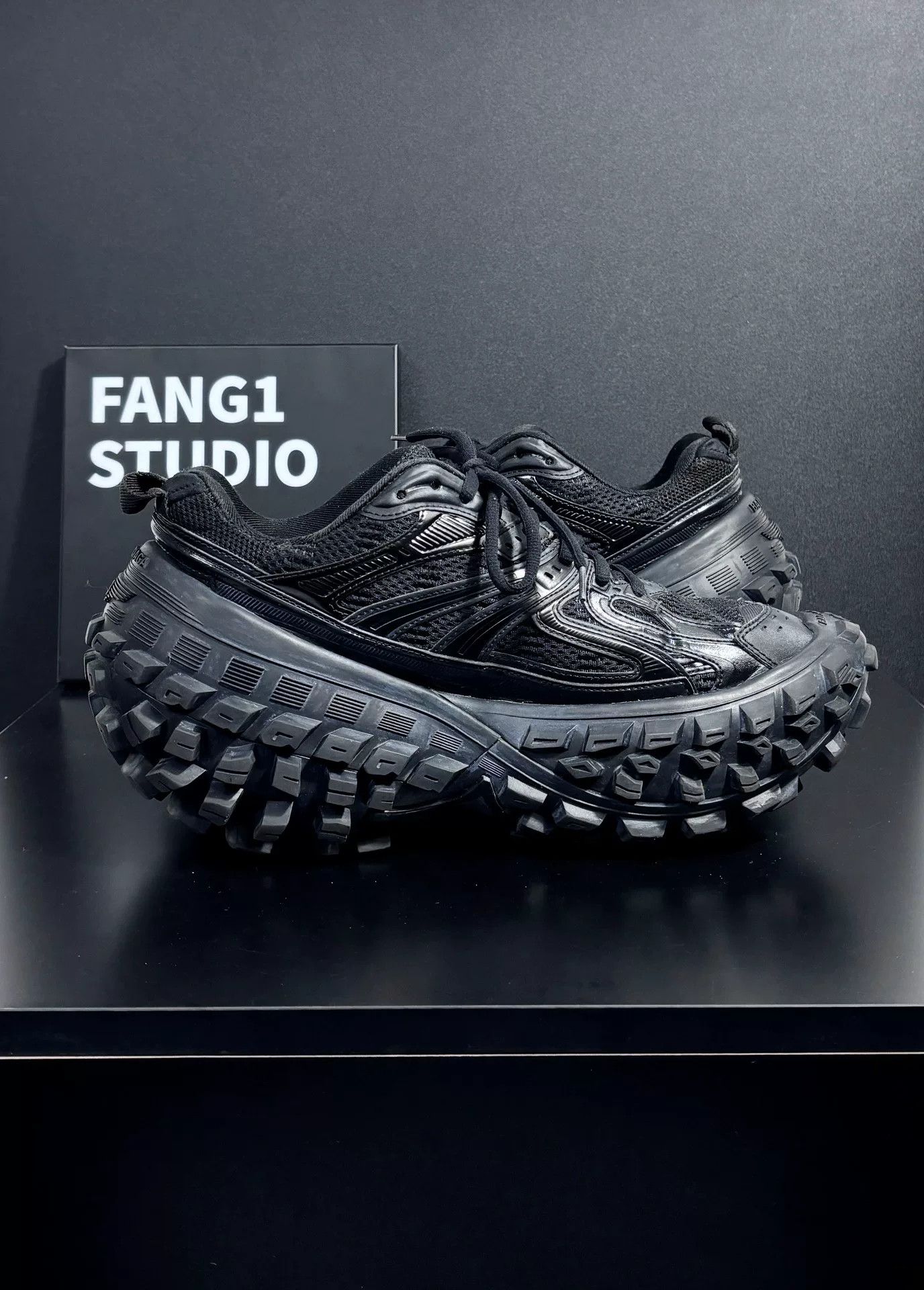 Balenciaga Balenciaga Black Lowtop Sneakers 10 Men Size US 10 / EU 43 - 5 Thumbnail