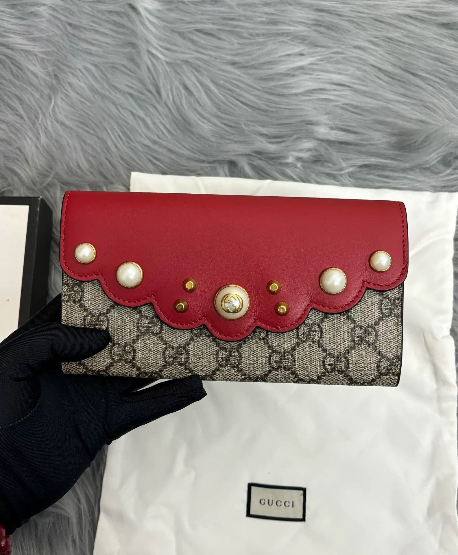 Gucci Gucci Retro Long Red Item one size Men Size ONE SIZE - 2 Thumbnail