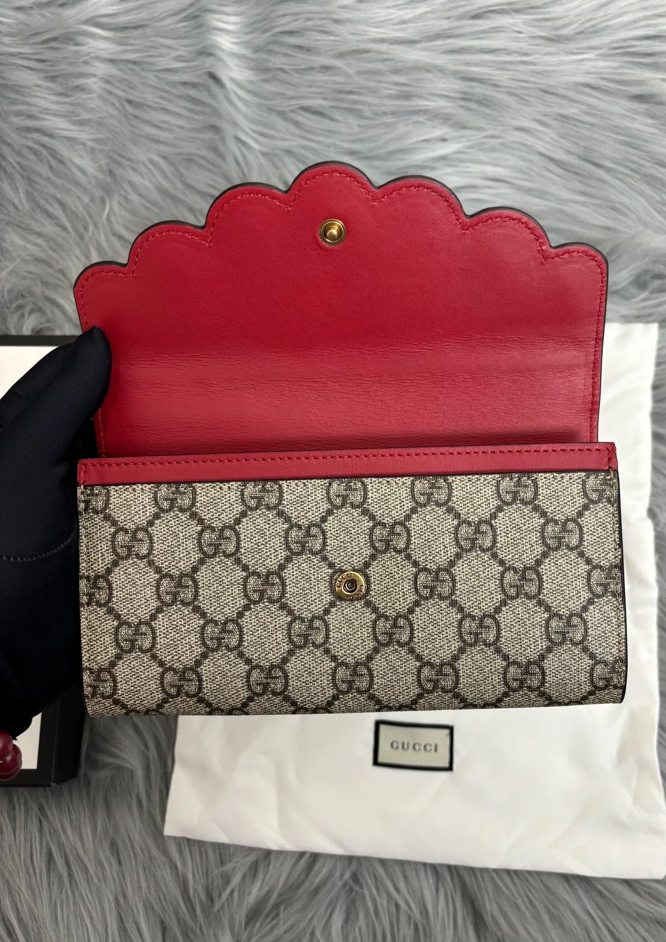 Gucci Gucci Retro Long Red Item one size Men Size ONE SIZE - 3 Thumbnail