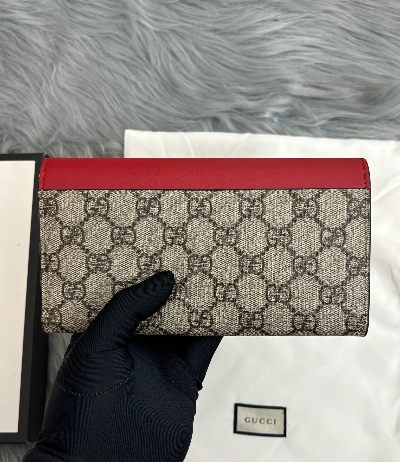 Gucci Gucci Retro Long Red Item one size Men Size ONE SIZE - 4 Thumbnail