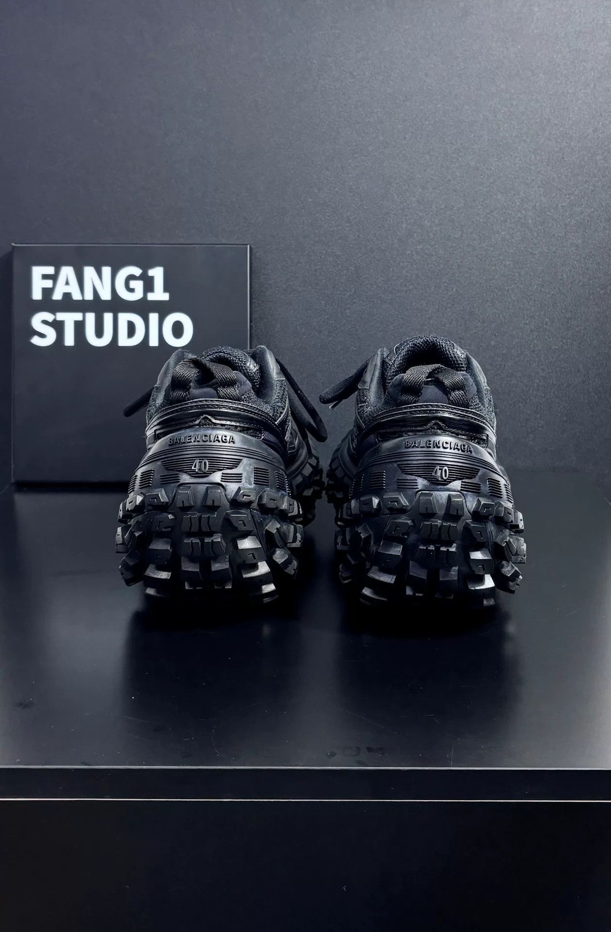 Balenciaga Balenciaga Black Lowtop Sneakers 7.5 Men Size US 7.5 / EU 40-41 - 7 Thumbnail