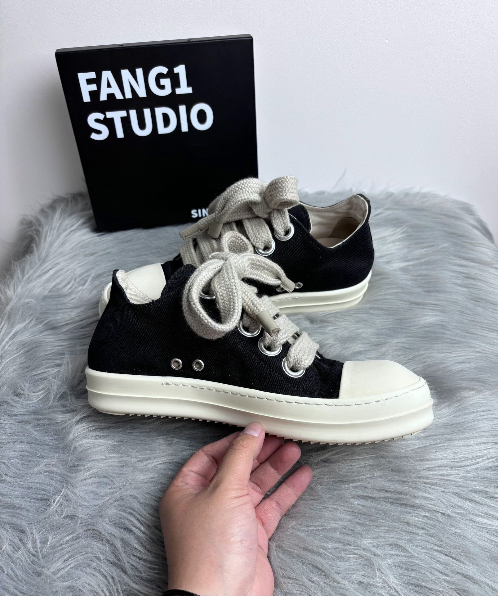 Rick Owens Rick Owens Lowtop Sneakers 8.5 Men Size US 8.5 / EU 41-42 - 5 Thumbnail
