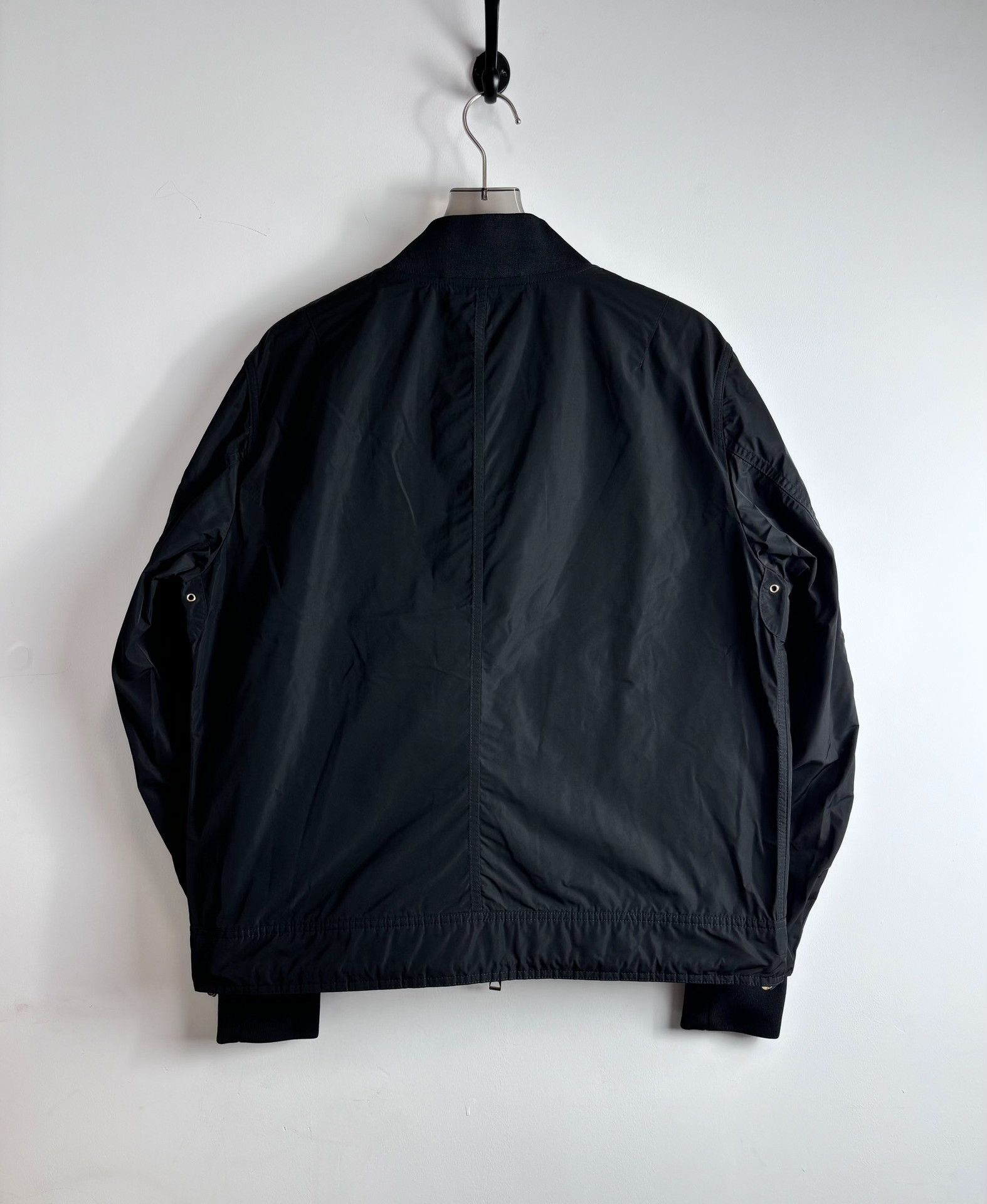 Burberry Burberry Black Light Jacket xl Men Size US XL / EU 56 / 4 - 2 Thumbnail
