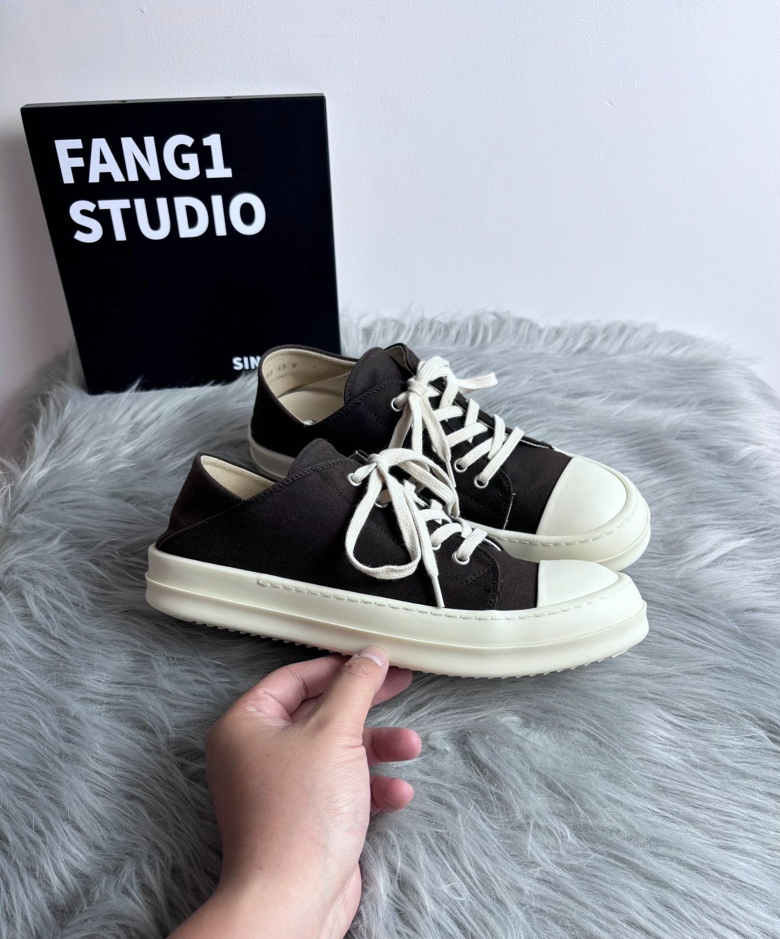 Rick Owens Rick Owens Lowtop Sneakers 7.5 Men Size US 7.5 / EU 40-41 - 3 Thumbnail