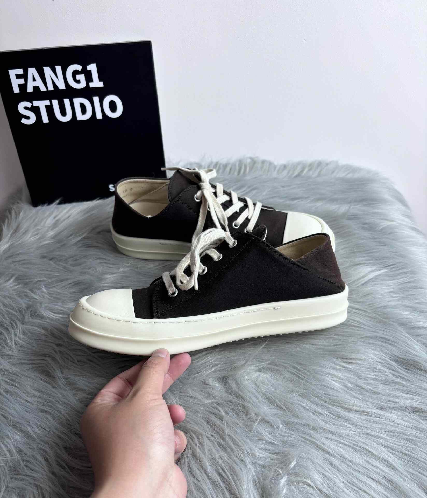 Rick Owens Rick Owens Lowtop Sneakers 7.5 Men Size US 7.5 / EU 40-41 - 6 Thumbnail