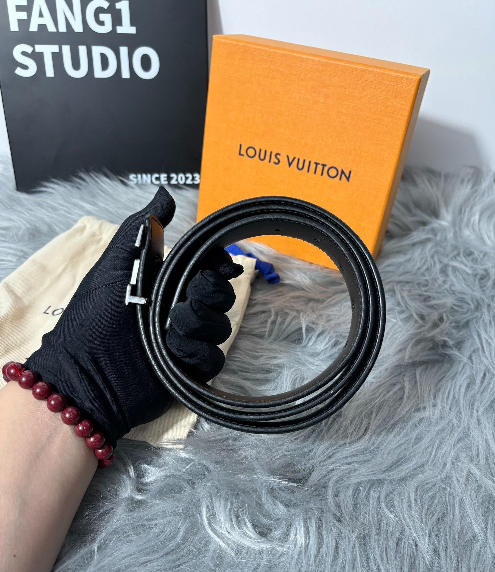 Louis Vuitton Louis Vuitton Black Belt one size Men Size ONE SIZE - 2 Thumbnail