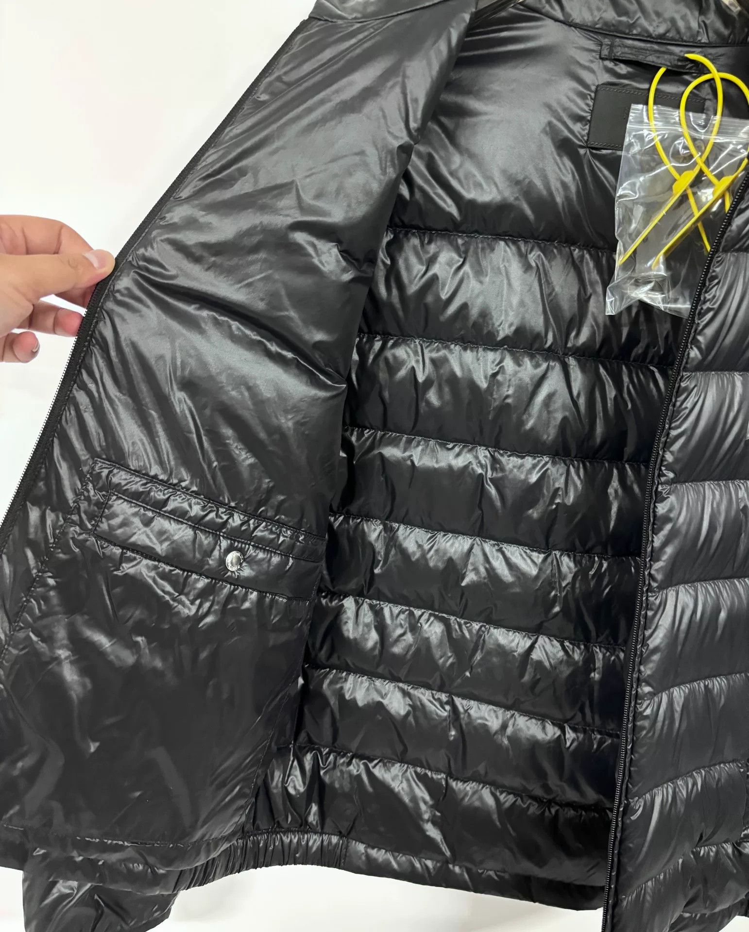 Prada Prada Down Black Heavy Coat m Men Size US M / EU 48-50 / 2 - 6 Thumbnail