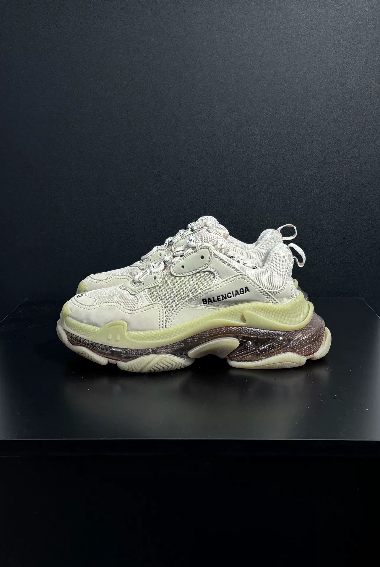 Balenciaga Balenciaga Brown Lowtop Sneakers us_7-5 Women Size US 7.5 / IT 37.5 - 4 Thumbnail