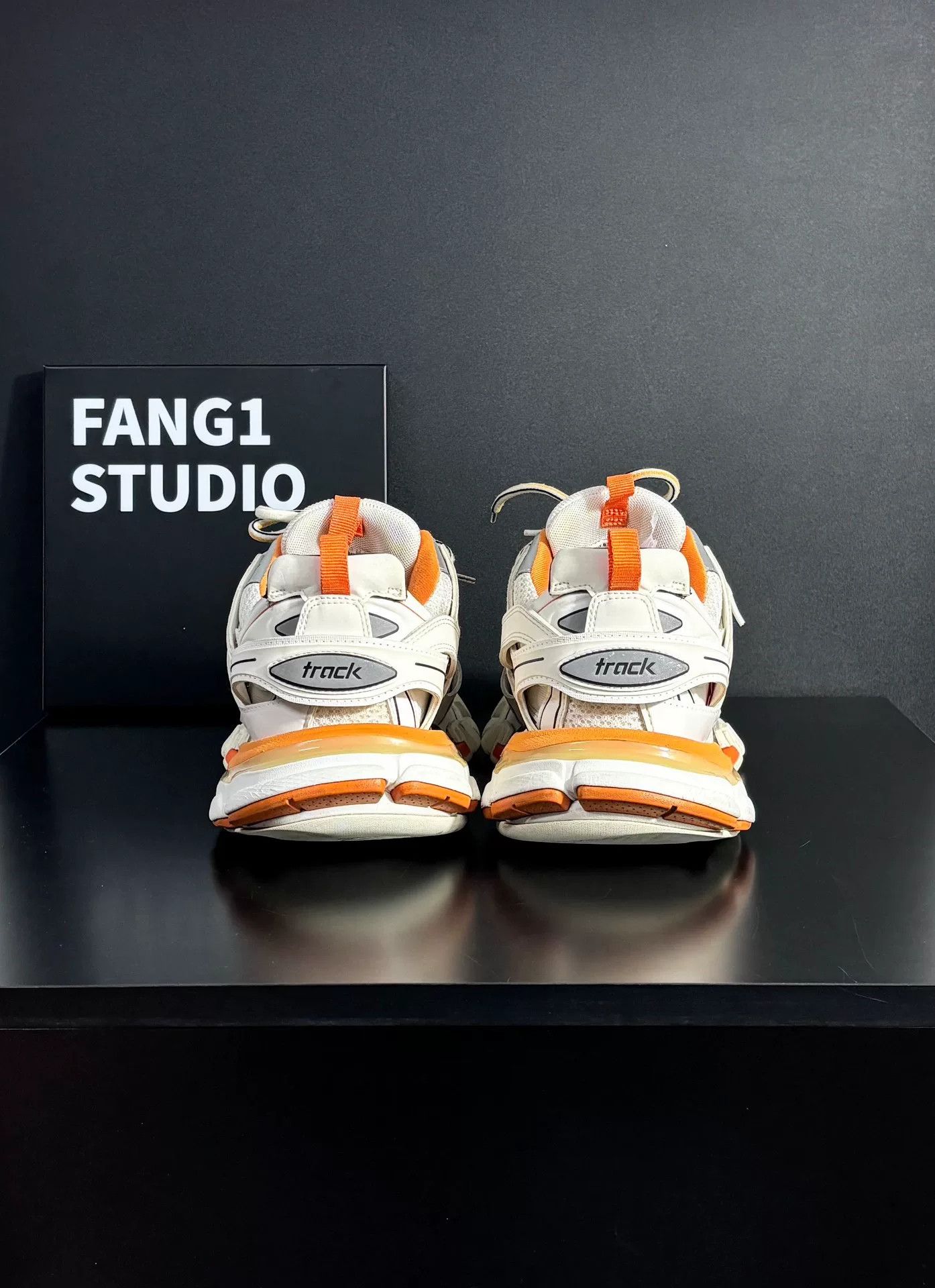 Balenciaga Balenciaga White Lowtop Sneakers 8.5 Men Size US 8.5 / EU 41-42 - 7 Thumbnail