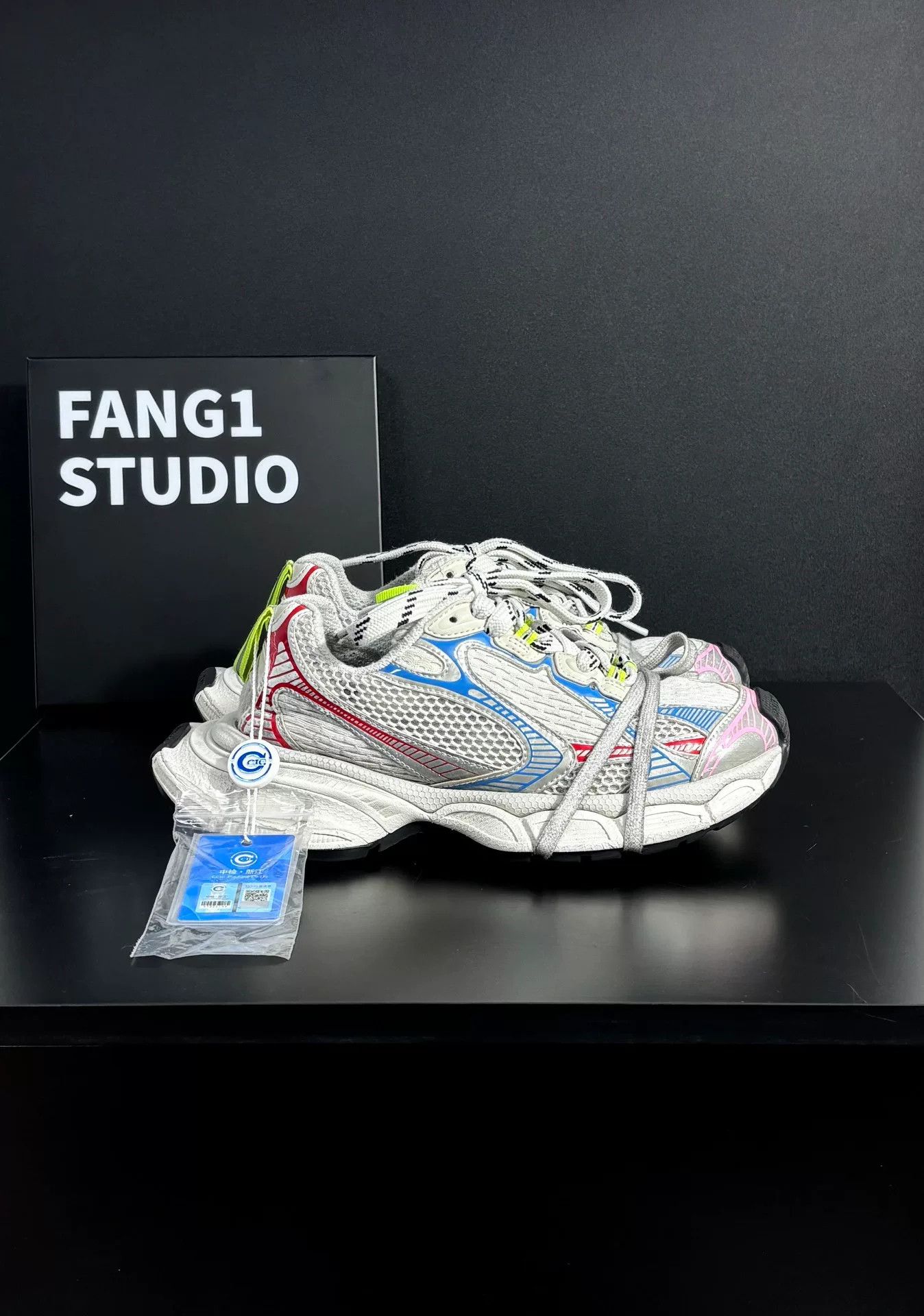 Balenciaga Balenciaga Rainbow Multi Lowtop Sneakers us_6 Women Size US 6 / IT 36 - 3 Thumbnail