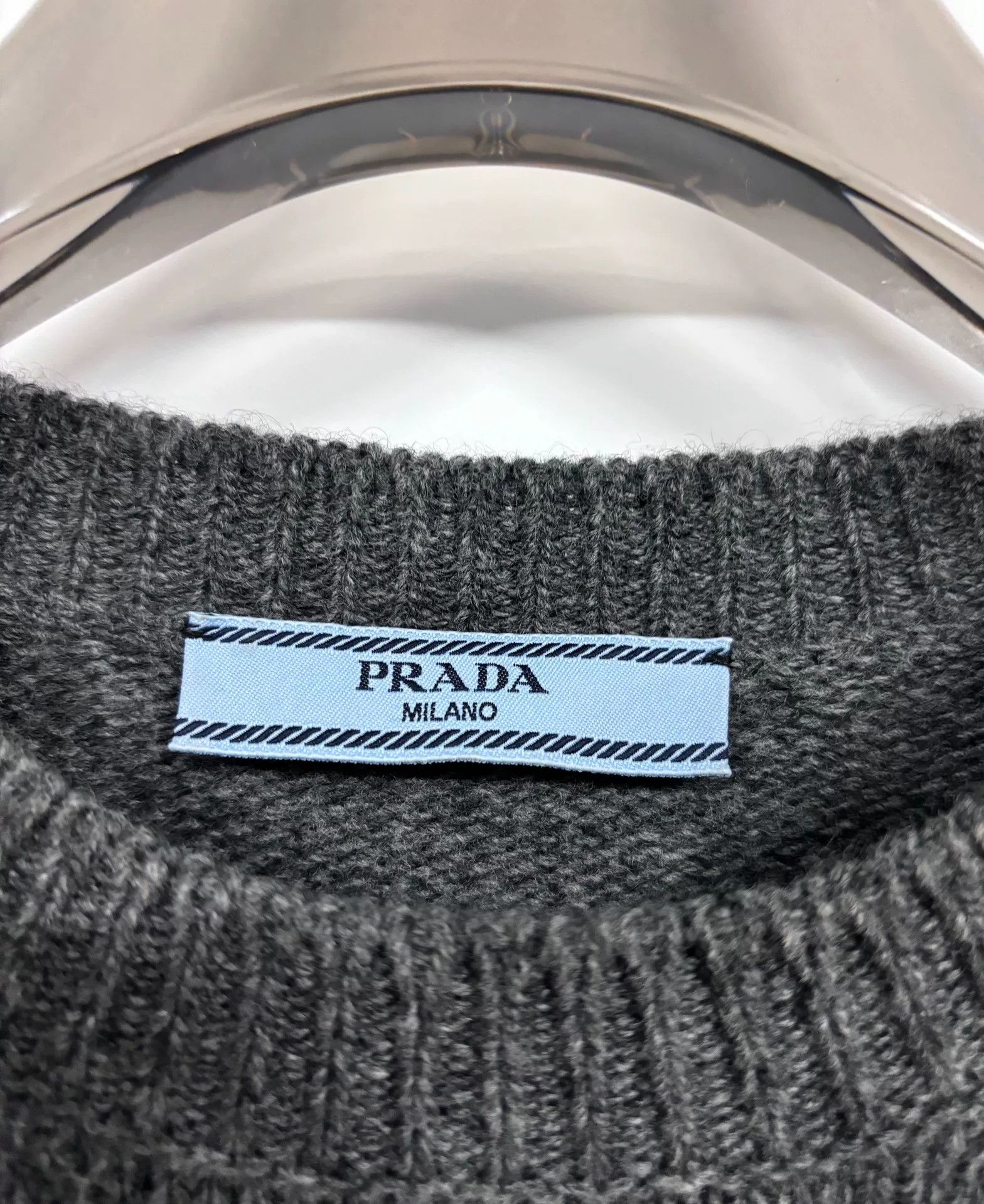 Prada Prada Cropped Gray Sweater S Women Size S / US 4 / IT 40 - 5 Thumbnail