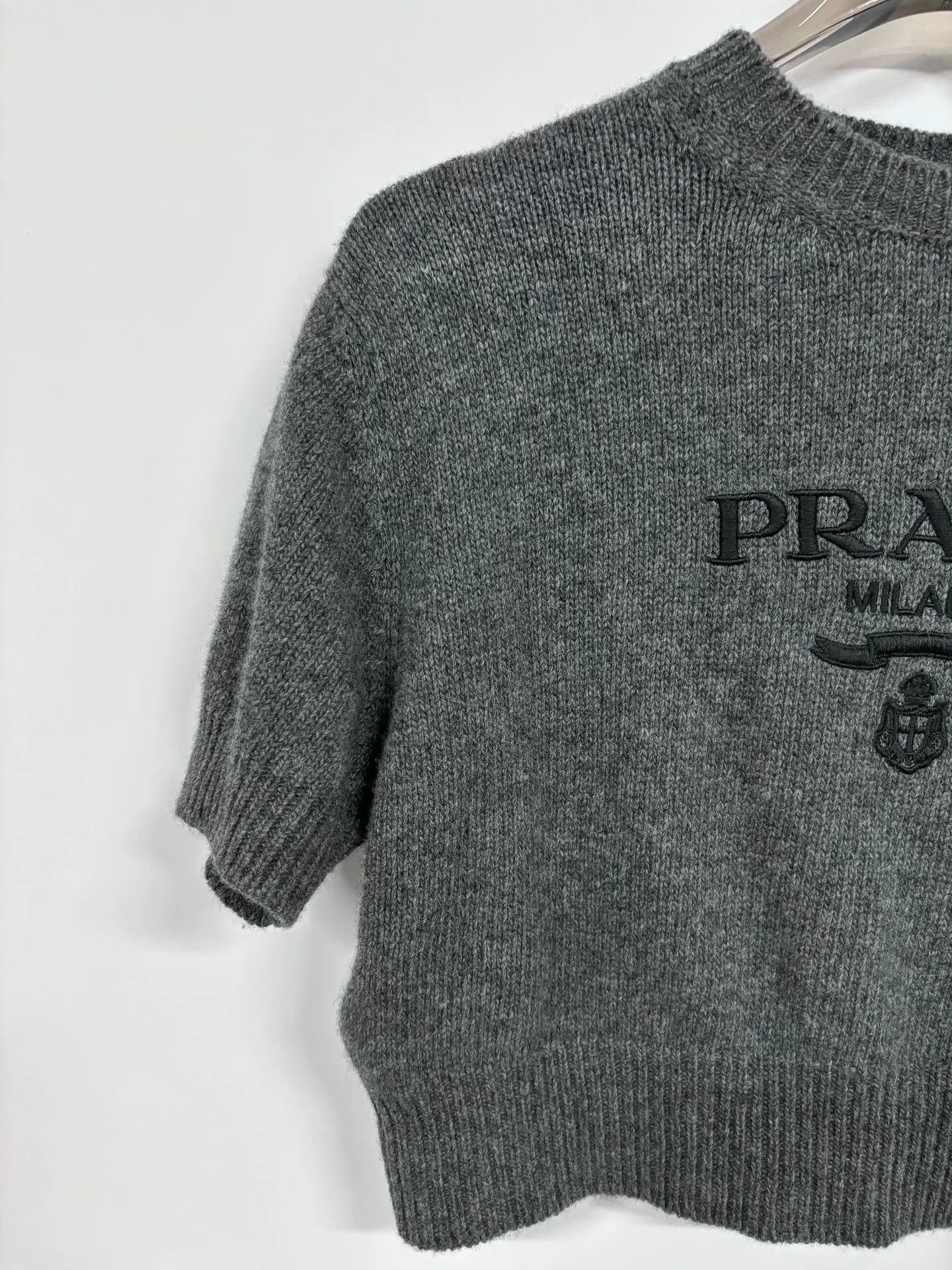 Prada Prada Cropped Gray Sweater S Women Size S / US 4 / IT 40 - 3 Thumbnail