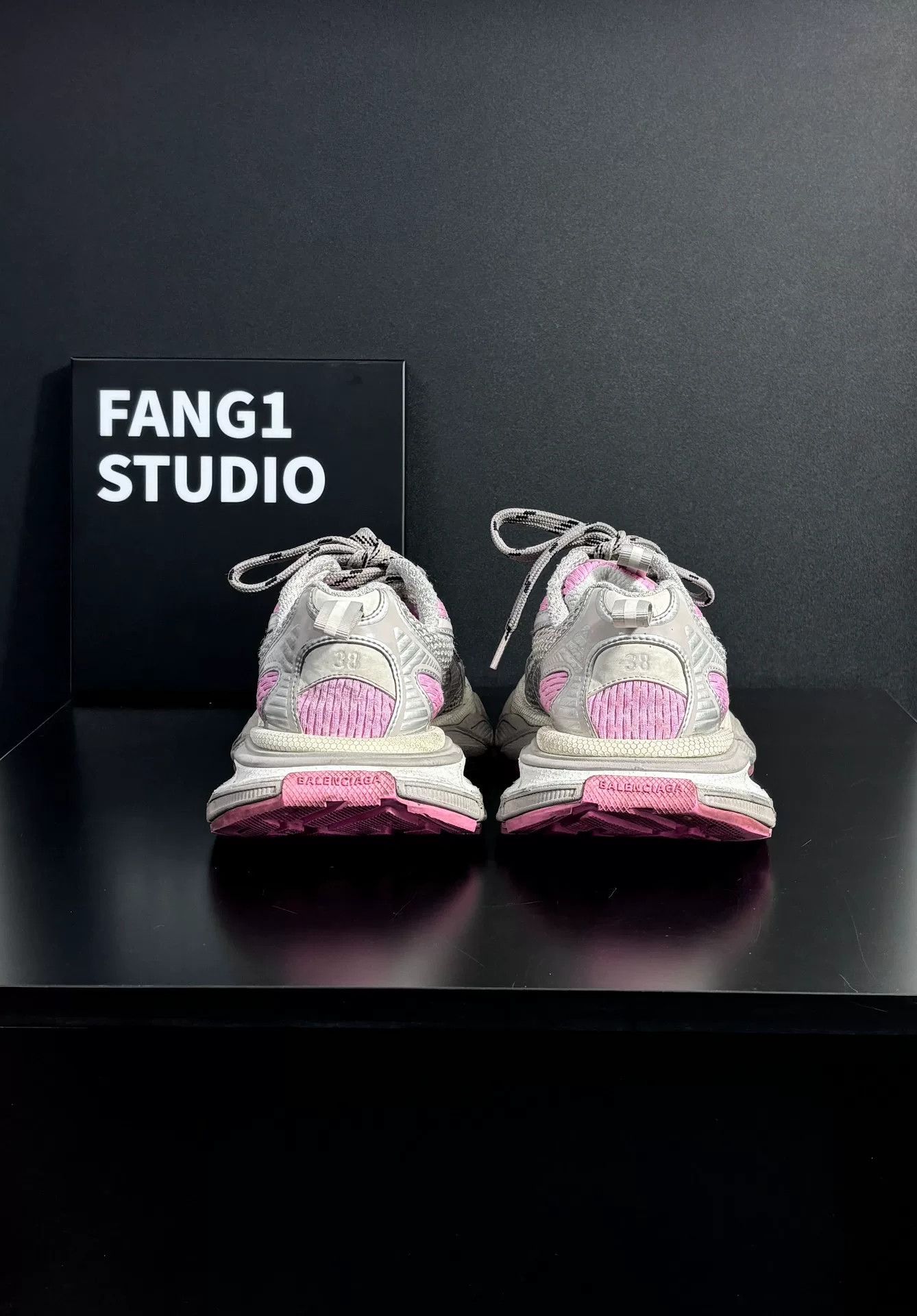 Balenciaga Balenciaga Distressed Silver Lowtop Sneakers us_7-5 Women Size US 7.5 / IT 37.5 - 7 Thumbnail