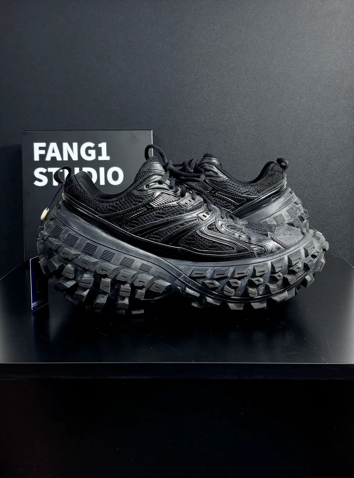 Balenciaga Balenciaga Black Lowtop Sneakers 10 Men Size US 10 / EU 43 - 5 Thumbnail