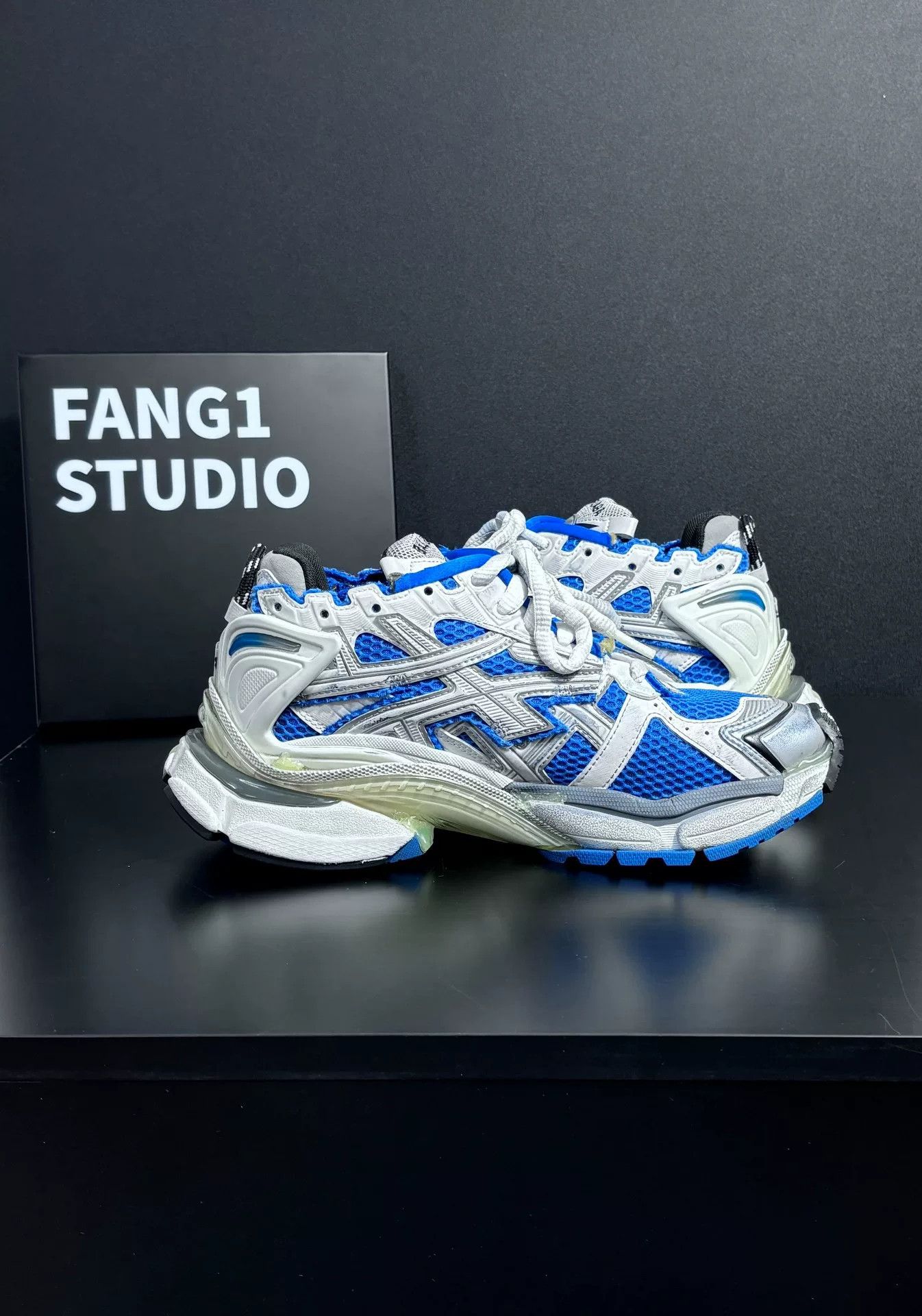 Balenciaga Balenciaga Running Blue Lowtop Sneakers us_6-5 Women Size US 6.5 / IT 36.5 - 5 Thumbnail