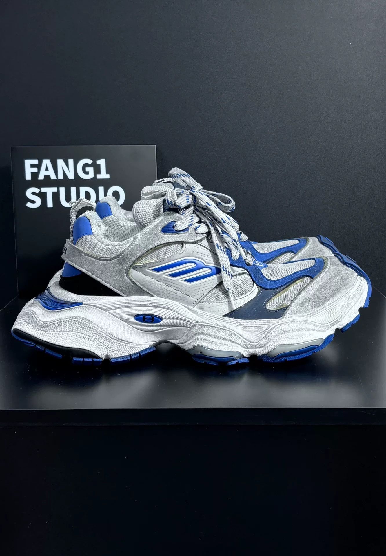 Balenciaga Balenciaga Cargo Blue Lowtop Sneakers 10 Men Size US 10 / EU 43 - 3 Thumbnail