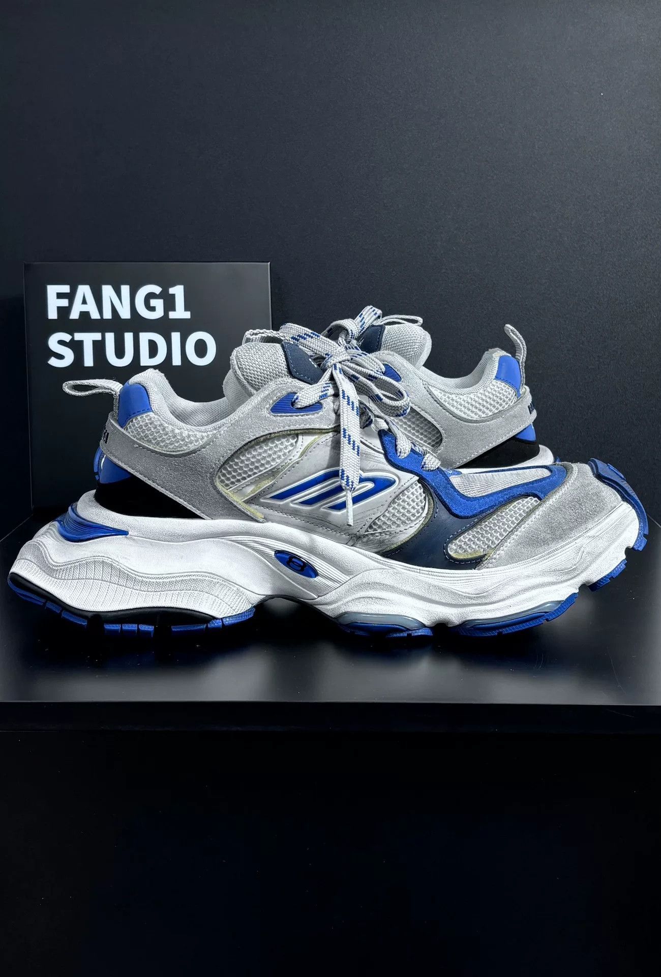 Balenciaga Balenciaga Cargo Blue Lowtop Sneakers 10 Men Size US 10 / EU 43 - 5 Thumbnail