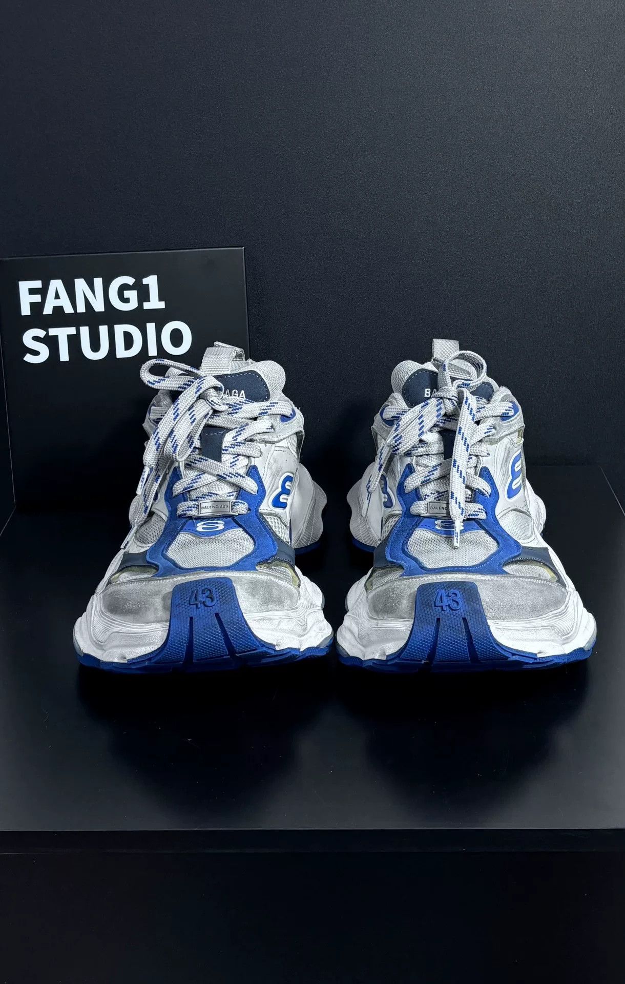 Balenciaga Balenciaga Cargo Blue Lowtop Sneakers 10 Men Size US 10 / EU 43 - 2 Thumbnail