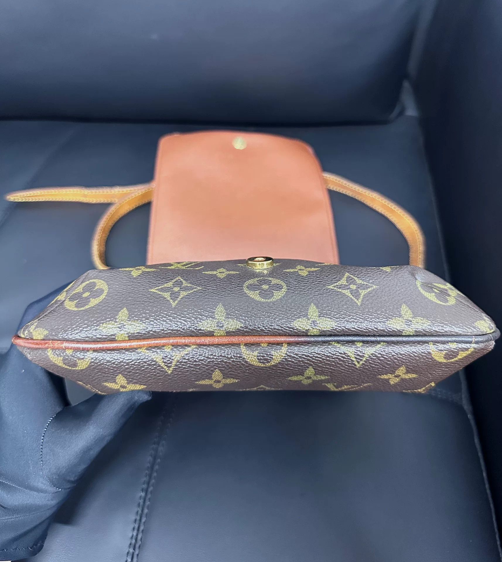 Louis Vuitton Louis Vuitton White Shoulder Bag 39 Women Size ONE SIZE - 4 Thumbnail