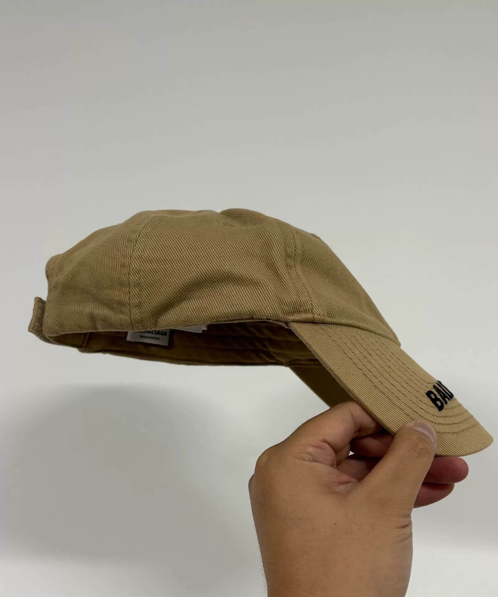 Balenciaga Balenciaga Retro Embroidered Beige Hat one size Men Size ONE SIZE - 4 Thumbnail