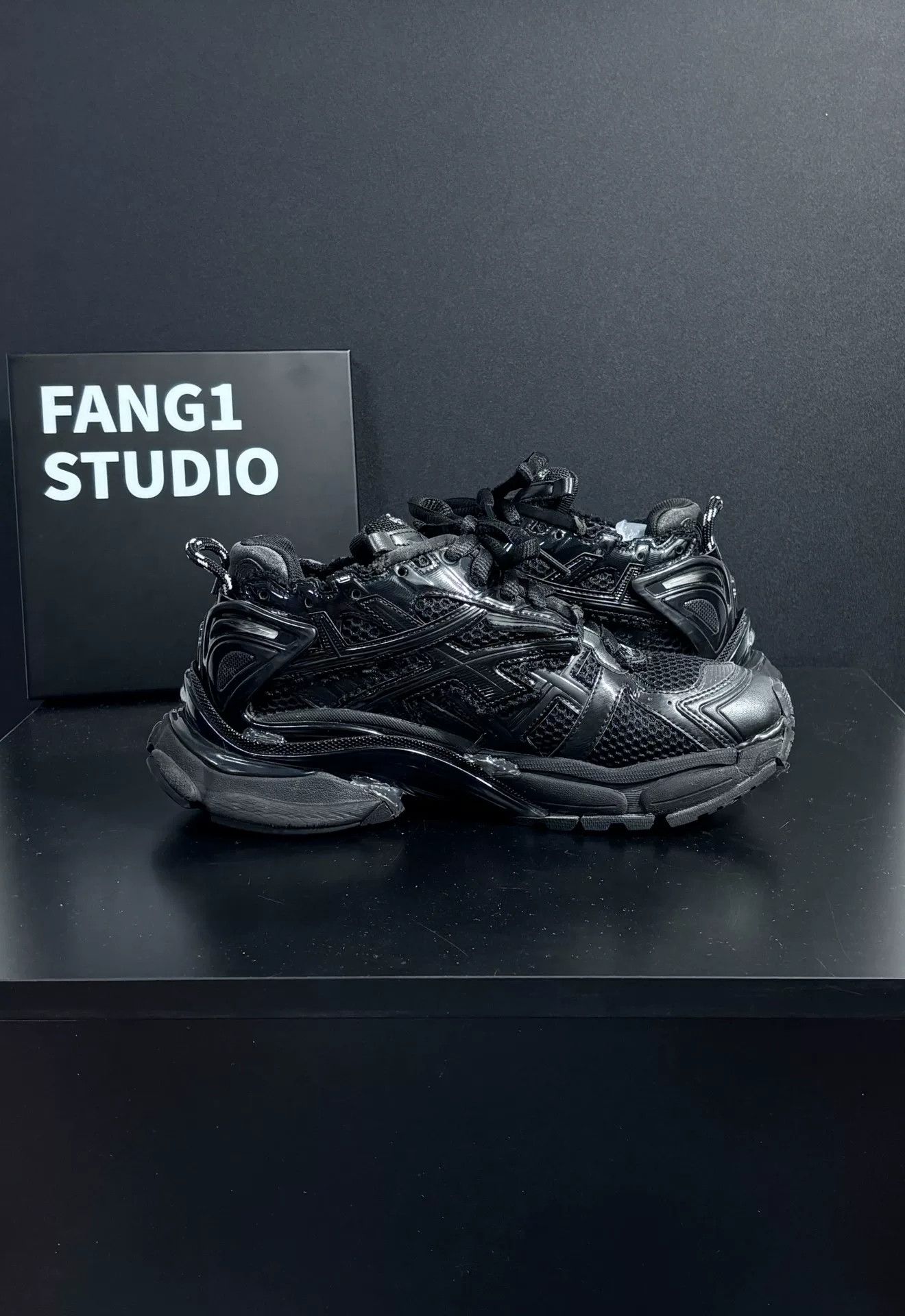 Balenciaga Balenciaga Running Black Lowtop Sneakers 6.5 Men Size US 6.5 / EU 39-40 - 5 Thumbnail
