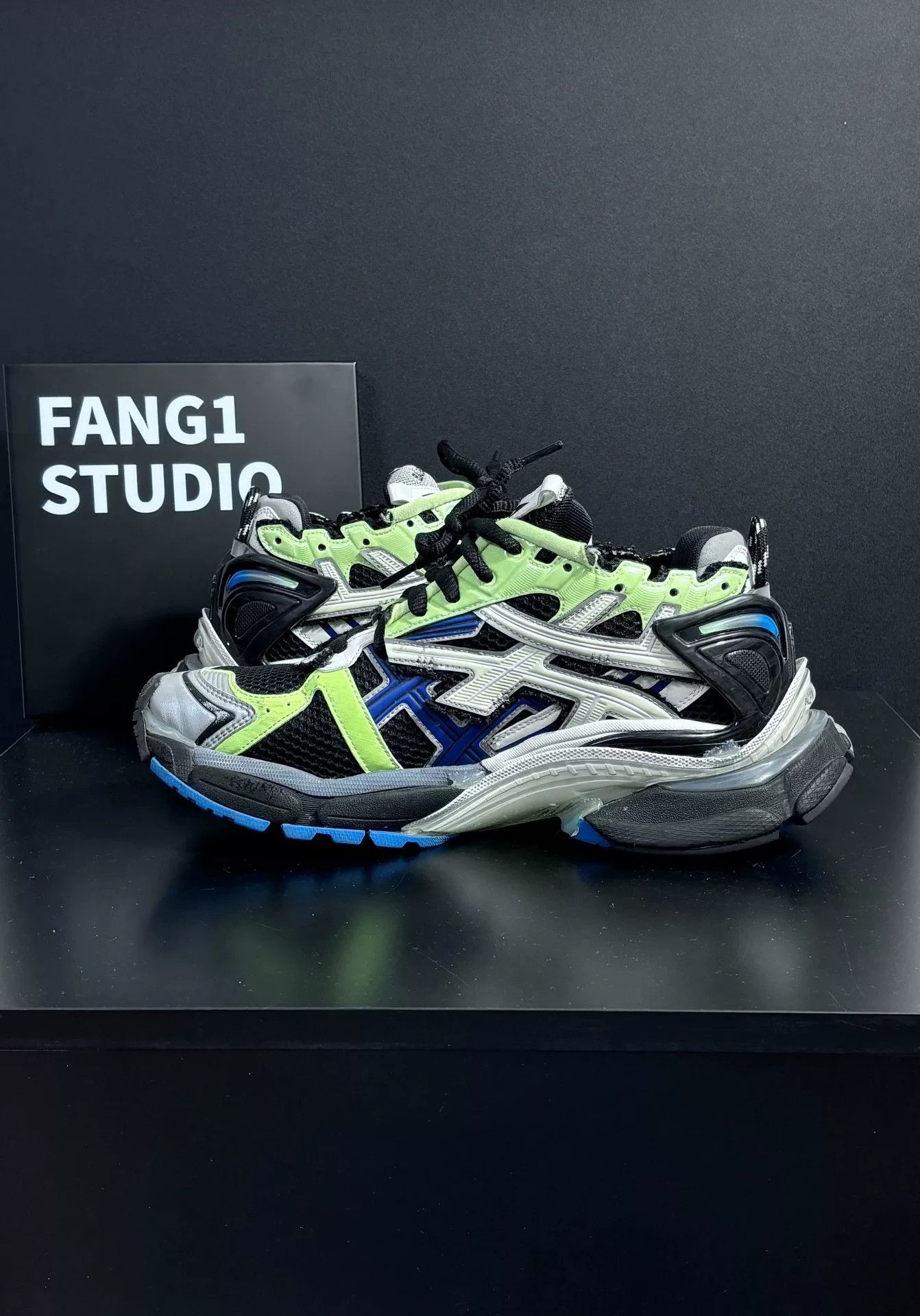 Balenciaga Balenciaga Running Green Lowtop Sneakers 10 Men Size US 10 / EU 43 - 6 Thumbnail