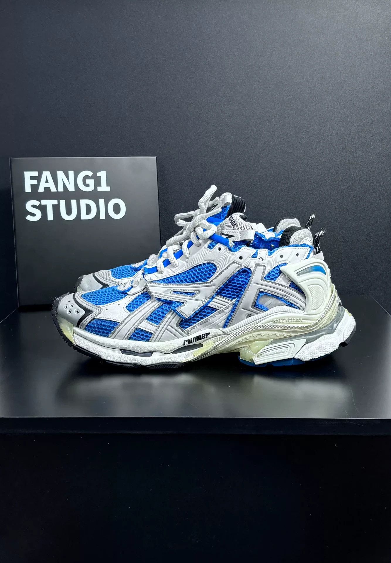 Balenciaga Balenciaga Running Blue Lowtop Sneakers 9 Men Size US 9 / EU 42 - 4 Thumbnail