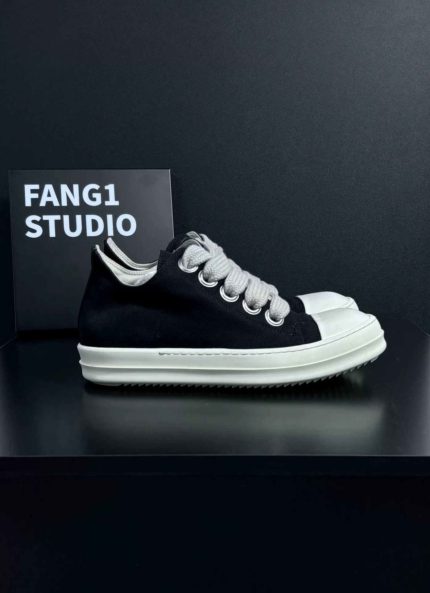 Rick Owens Rick Owens Lowtop Sneakers 9 Men Size US 9 / EU 42 - 3 Thumbnail