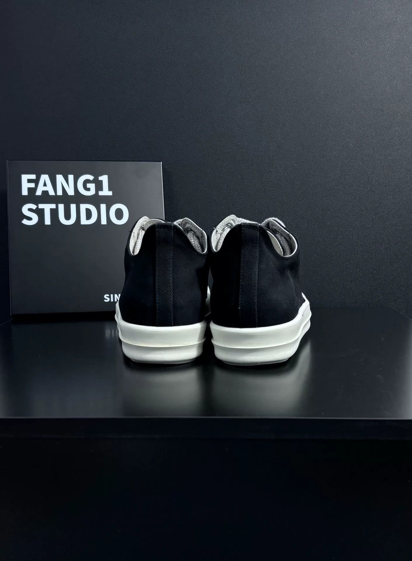 Rick Owens Rick Owens Lowtop Sneakers 9 Men Size US 9 / EU 42 - 7 Thumbnail