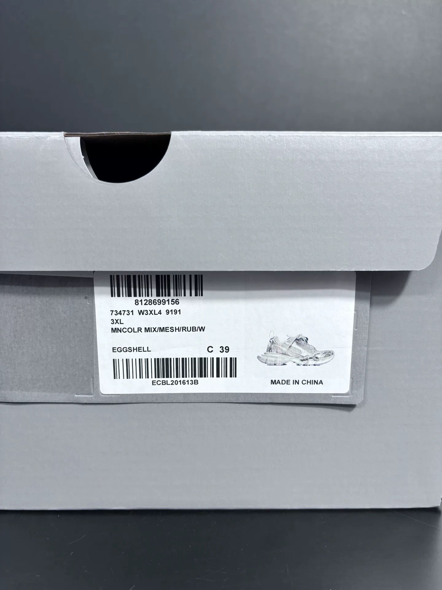 Balenciaga Balenciaga Beige Lowtop Sneakers us_8-5 Women Size US 8.5 / IT 38.5 - 9 Thumbnail