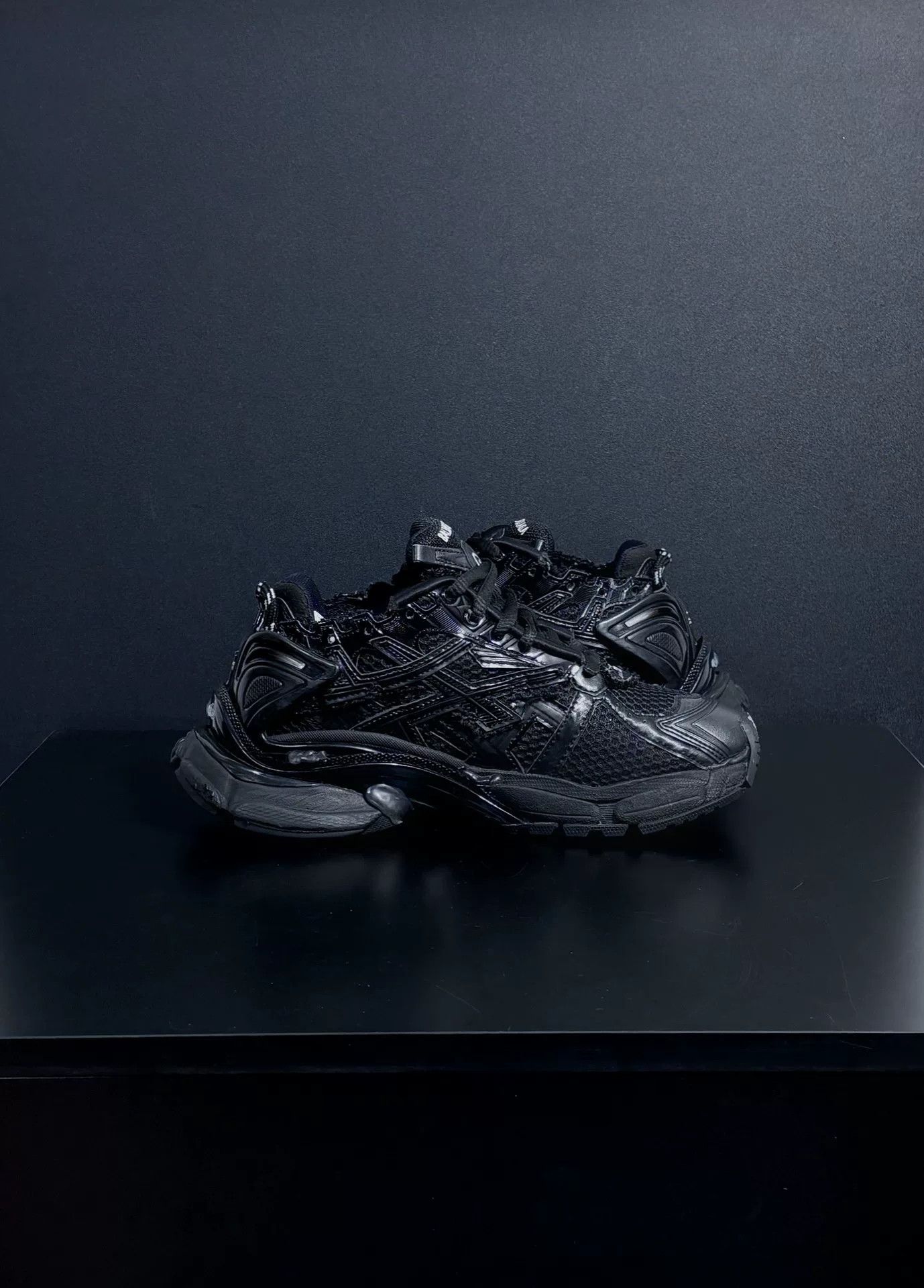 Balenciaga Balenciaga Running Black Lowtop Sneakers us_6-5 Women Size US 6.5 / IT 36.5 - 5 Thumbnail
