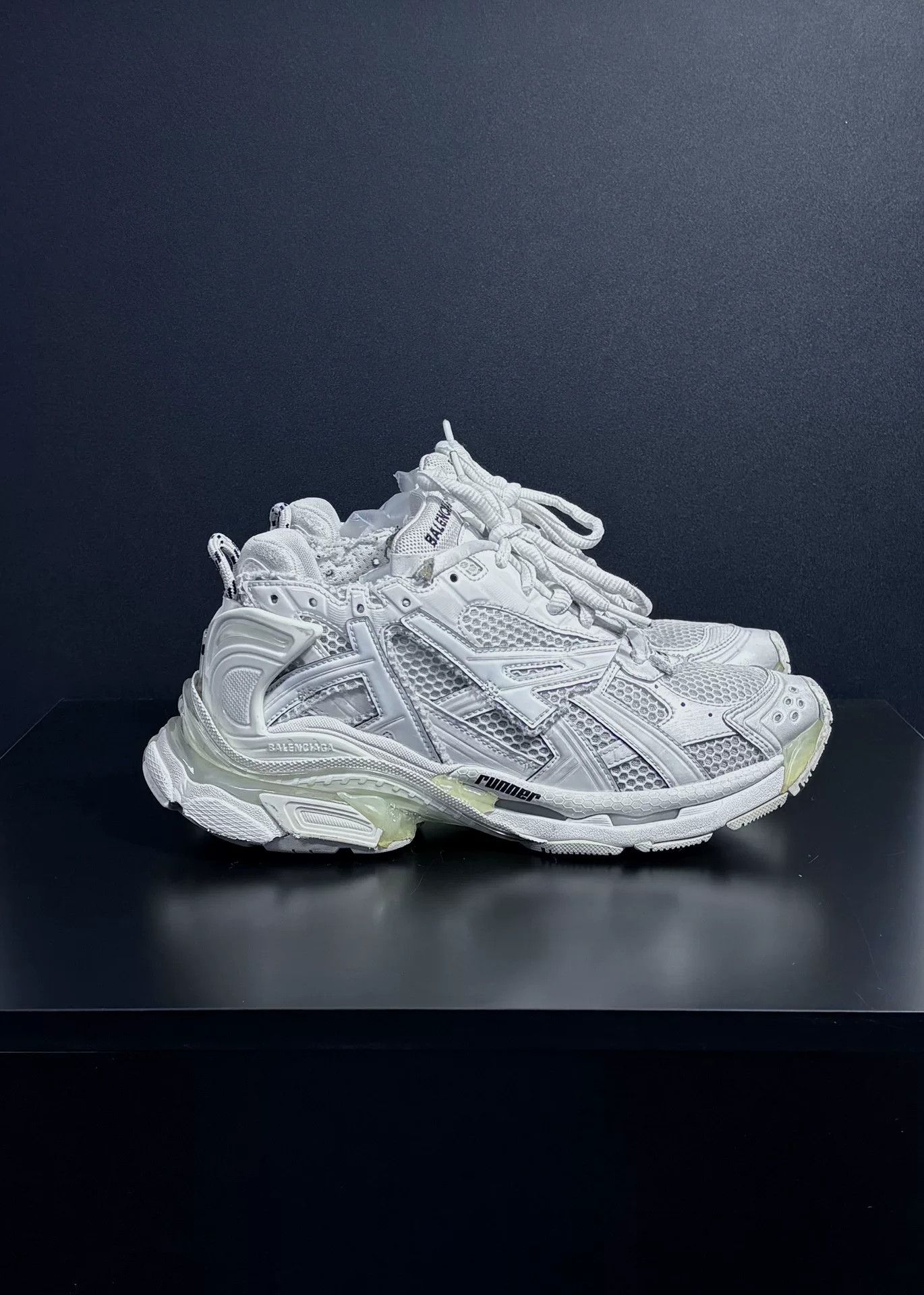 Balenciaga Balenciaga Running White Lowtop Sneakers 8.5 Men Size US 8.5 / EU 41-42 - 3 Thumbnail